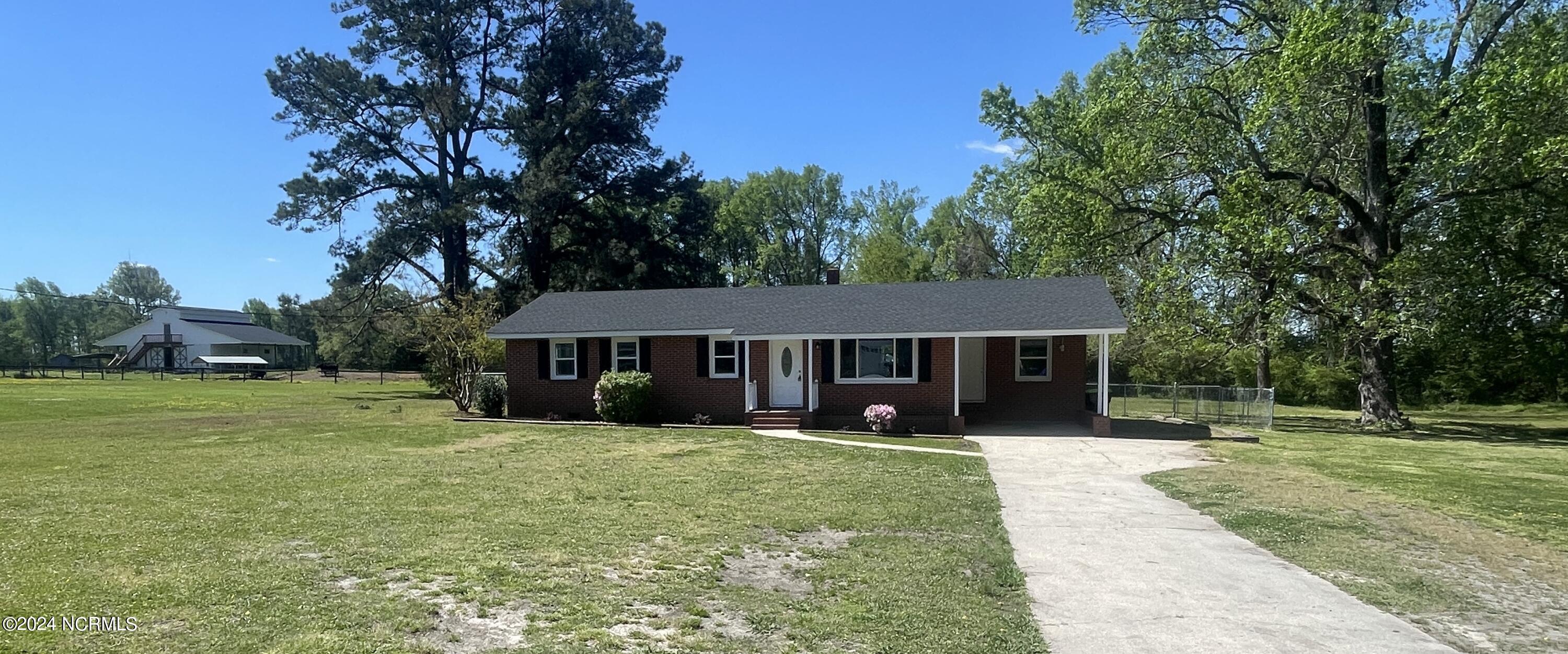 720 Nc 222 Highway Property Photo 3