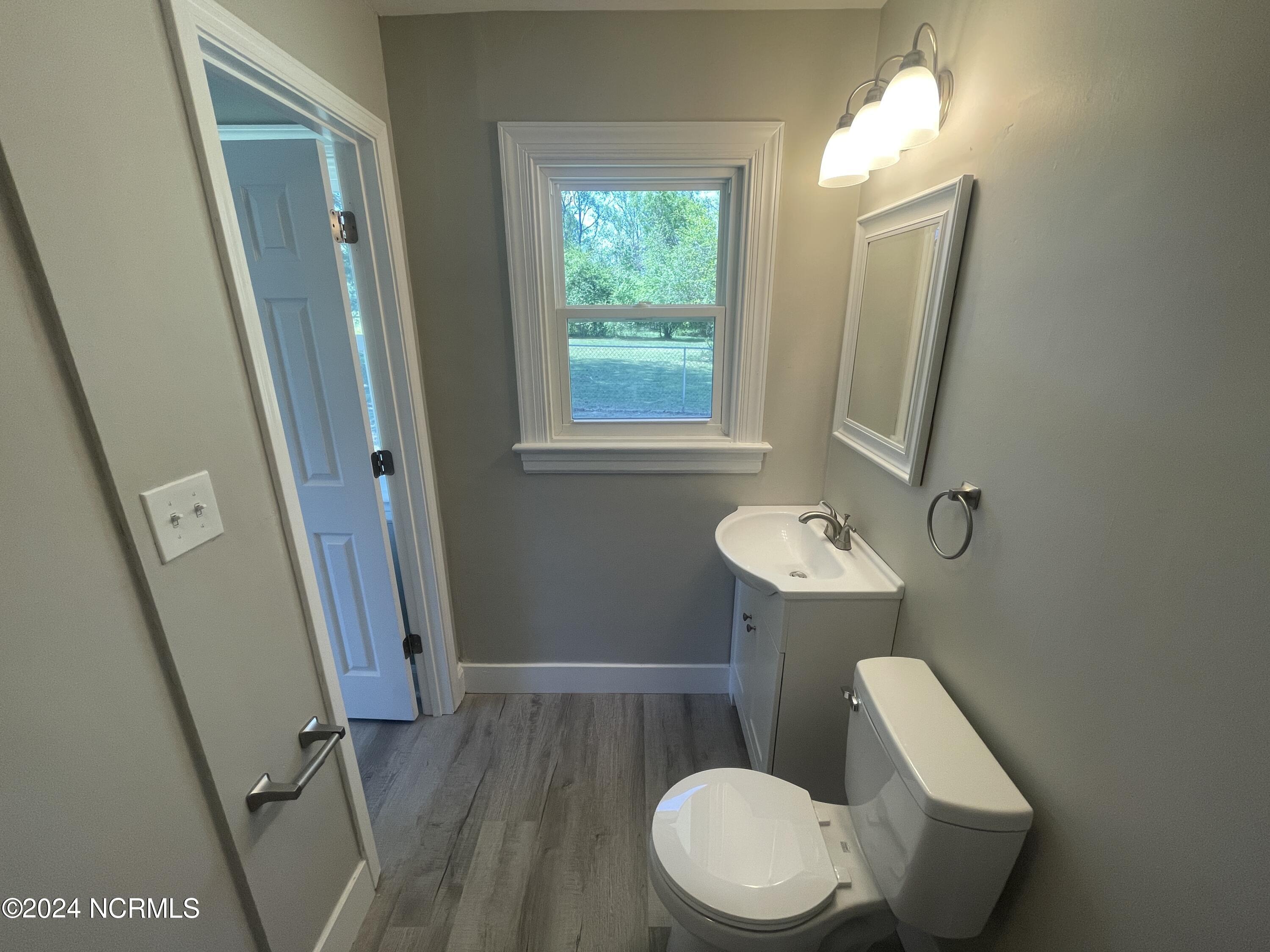 720 Nc 222 Highway Property Photo 14