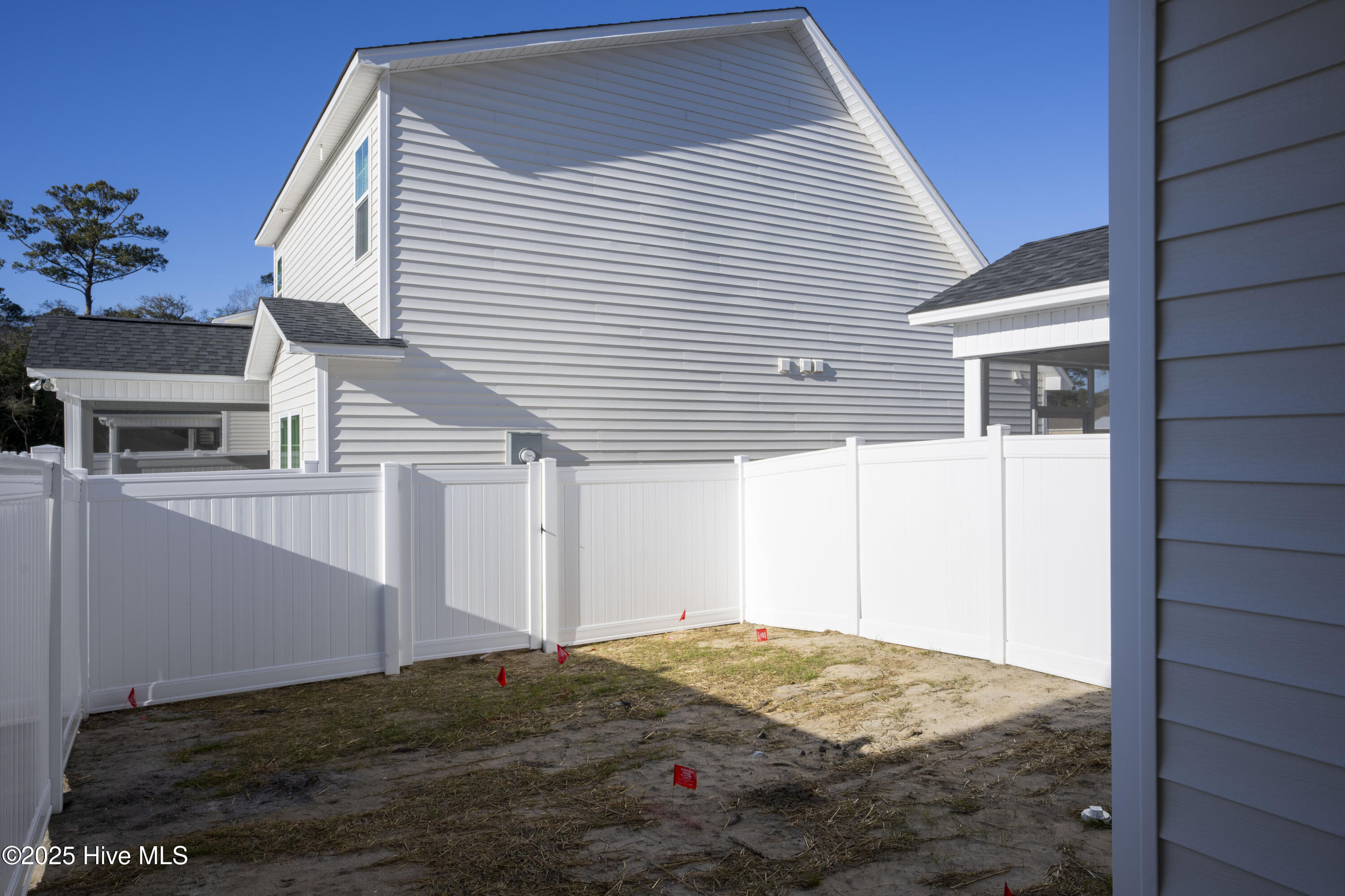 132 Coastline Circle Property Photo 4