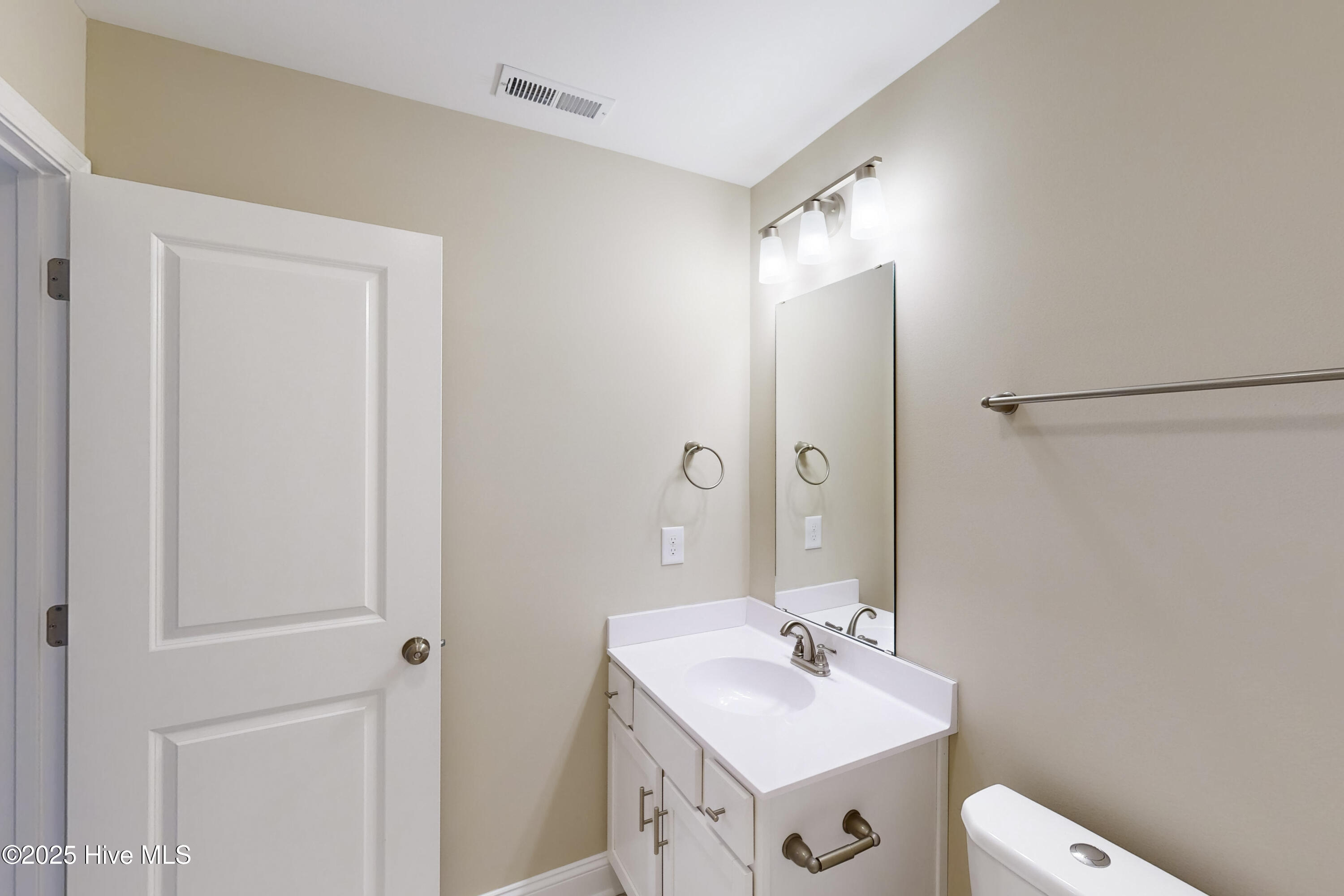 132 Coastline Circle Property Photo 11