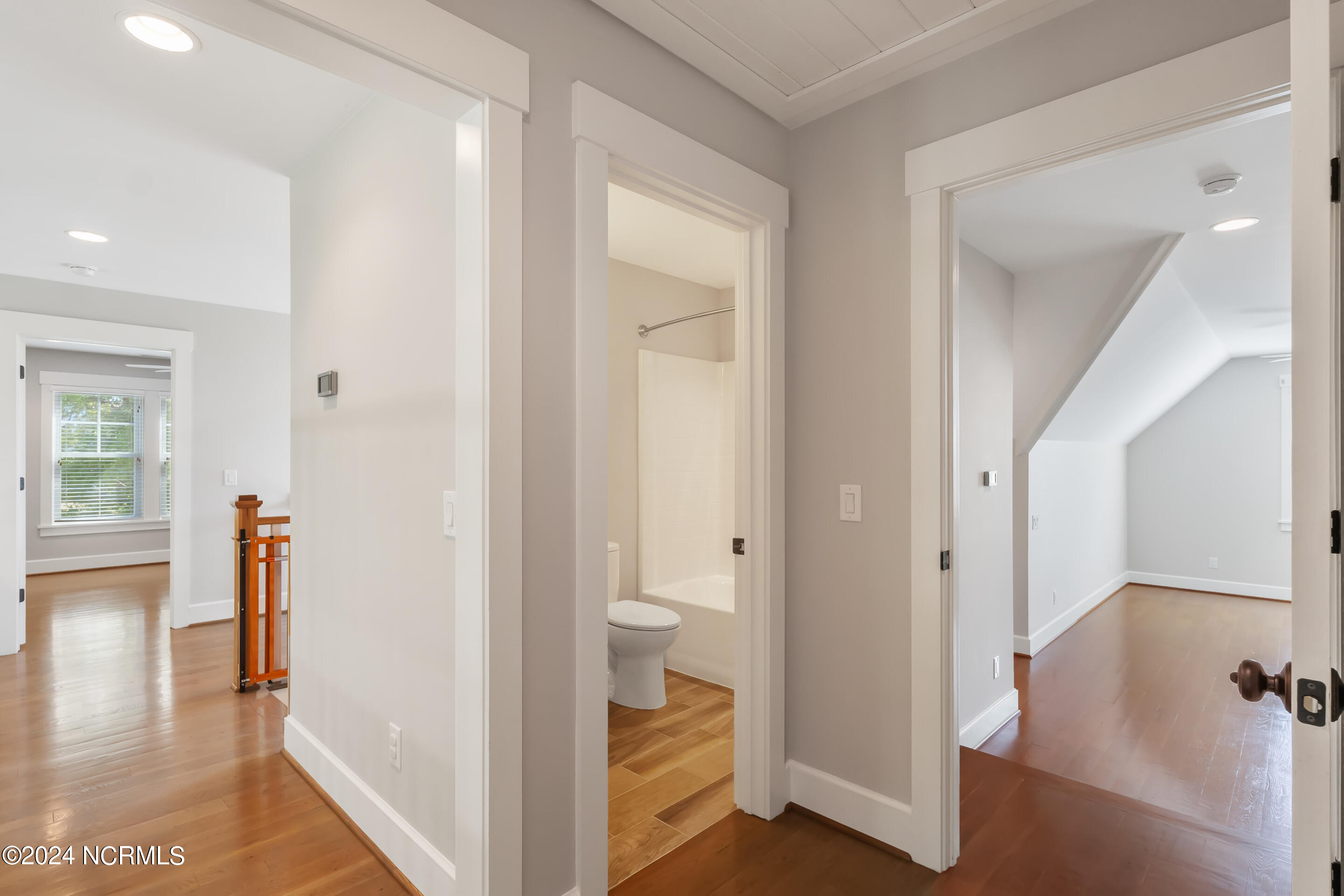 602 W Owens Street Property Photo 30