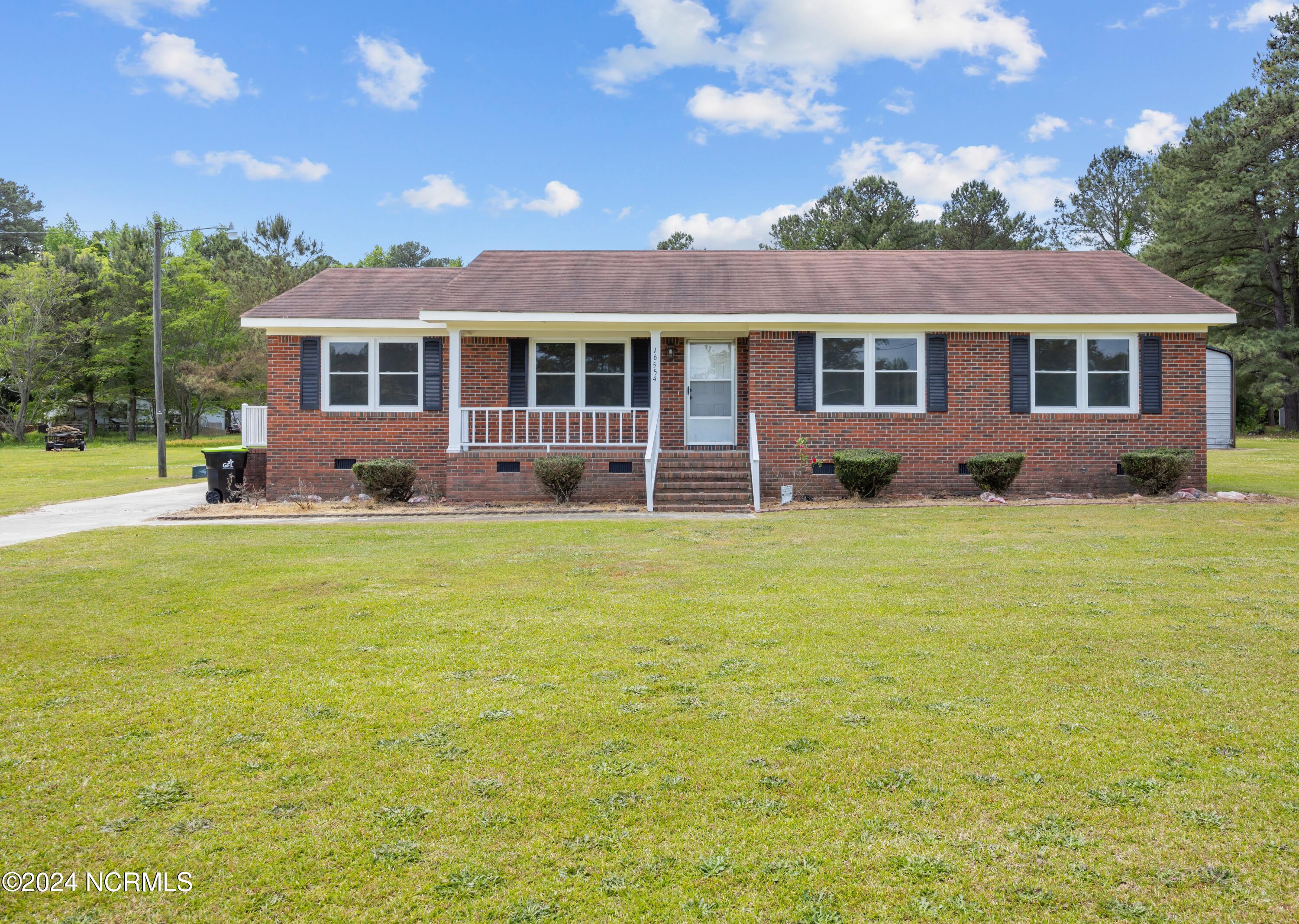 16554 Nc 125 Property Photo 1