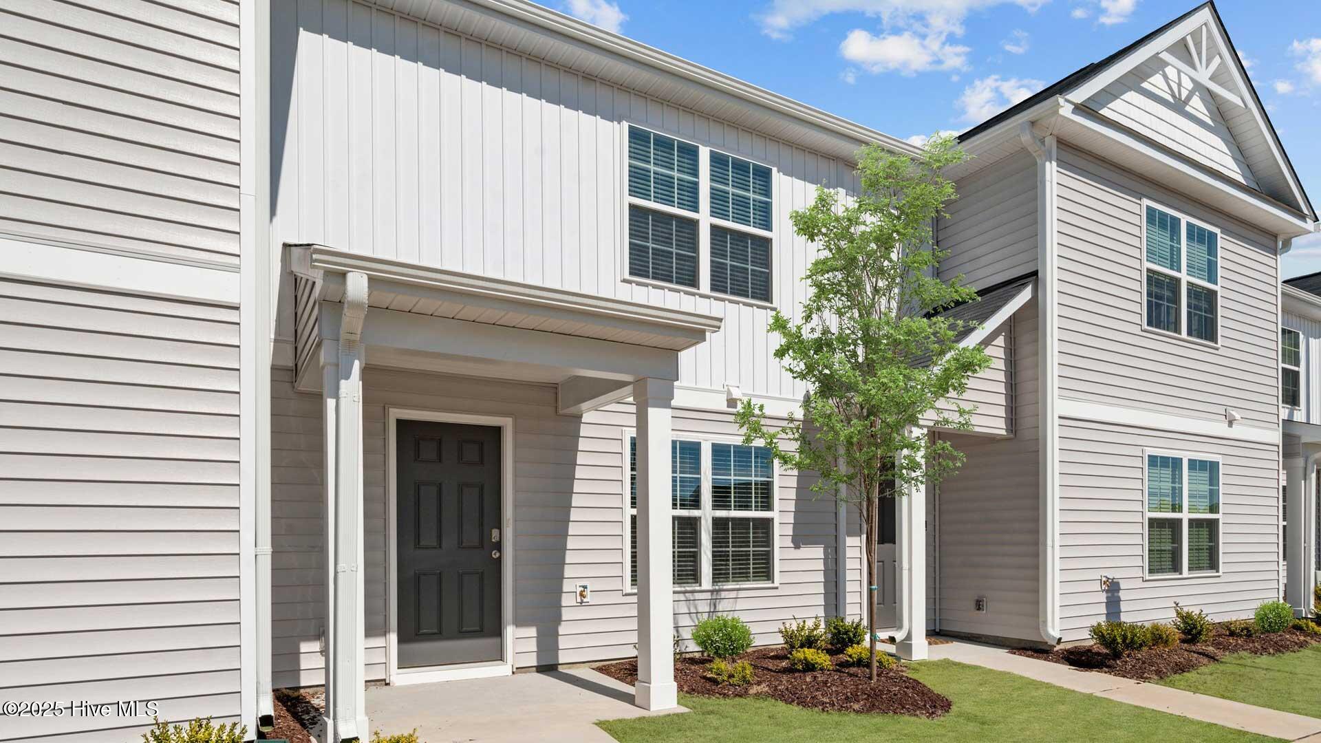 4101 Laurel Ridge Drive D Property Photo 1
