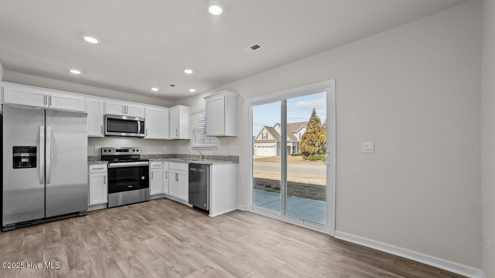 4101 Laurel Ridge Drive D Property Photo 6