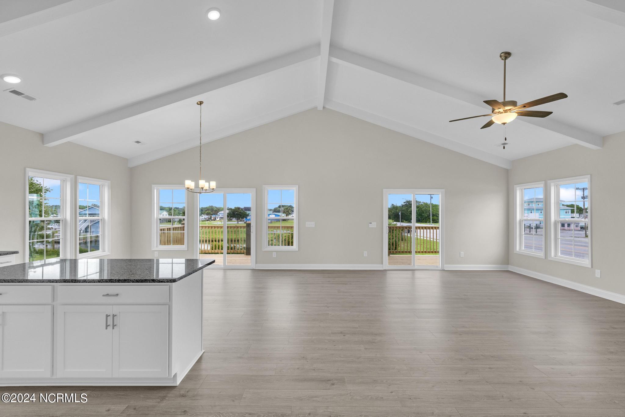 104 Flippers Cove Drive 9 Property Photo 6