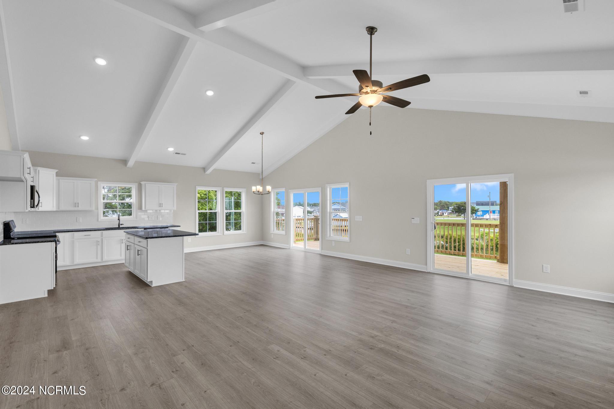 104 Flippers Cove Drive 9 Property Photo 13
