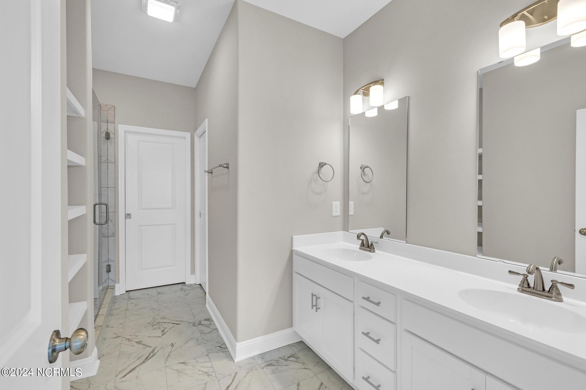 104 Flippers Cove Drive 9 Property Photo 24