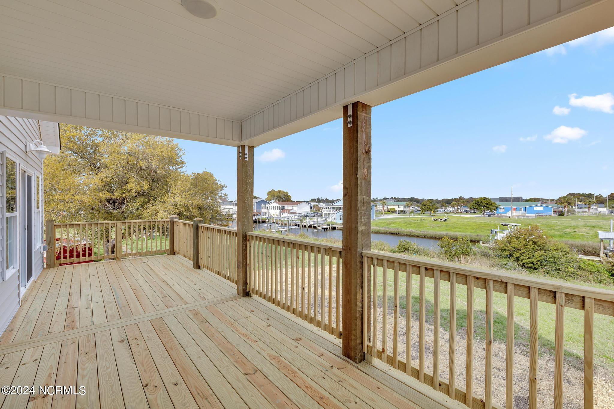104 Flippers Cove Drive 9 Property Photo 40