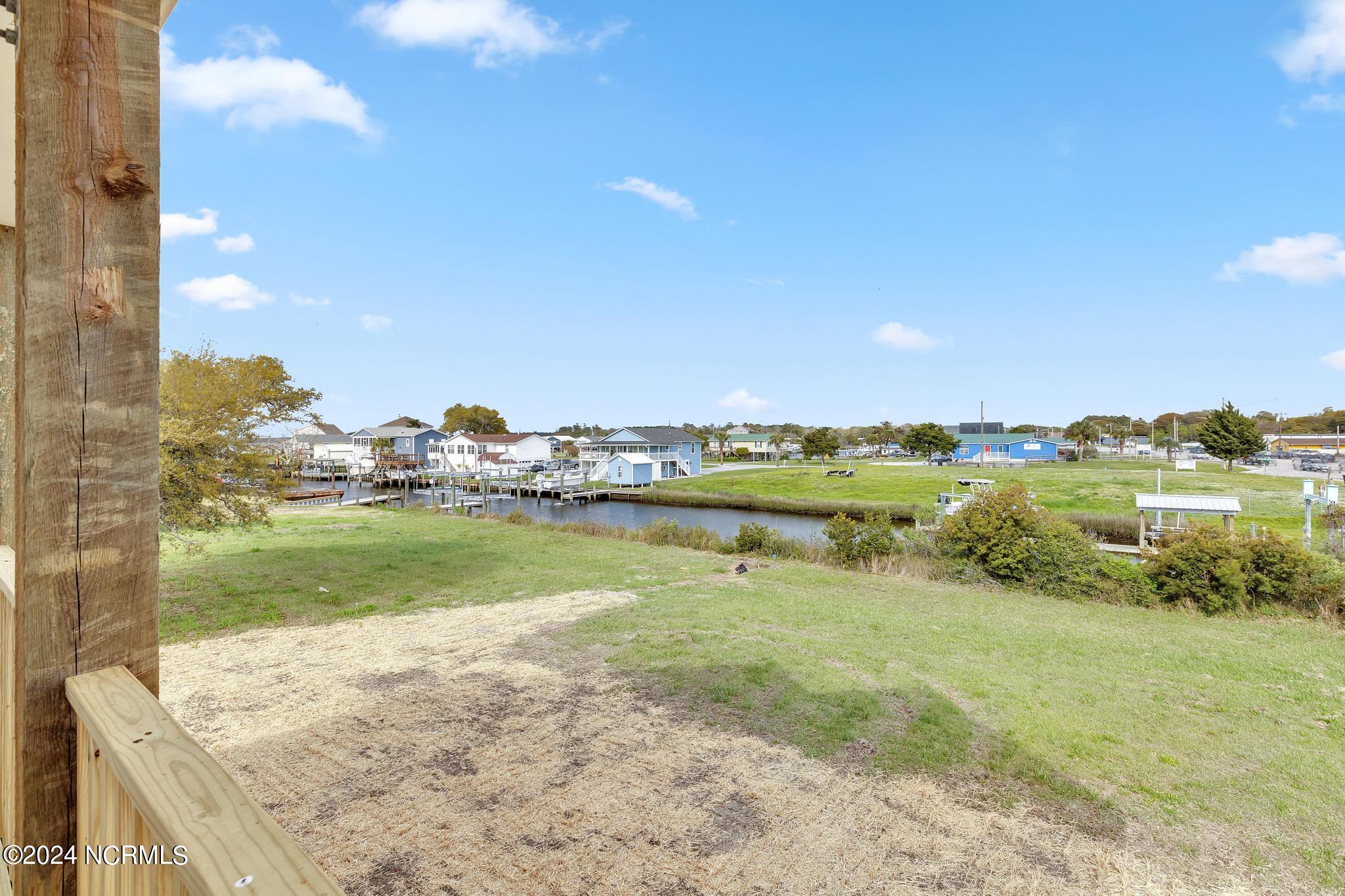 104 Flippers Cove Drive 9 Property Photo 41