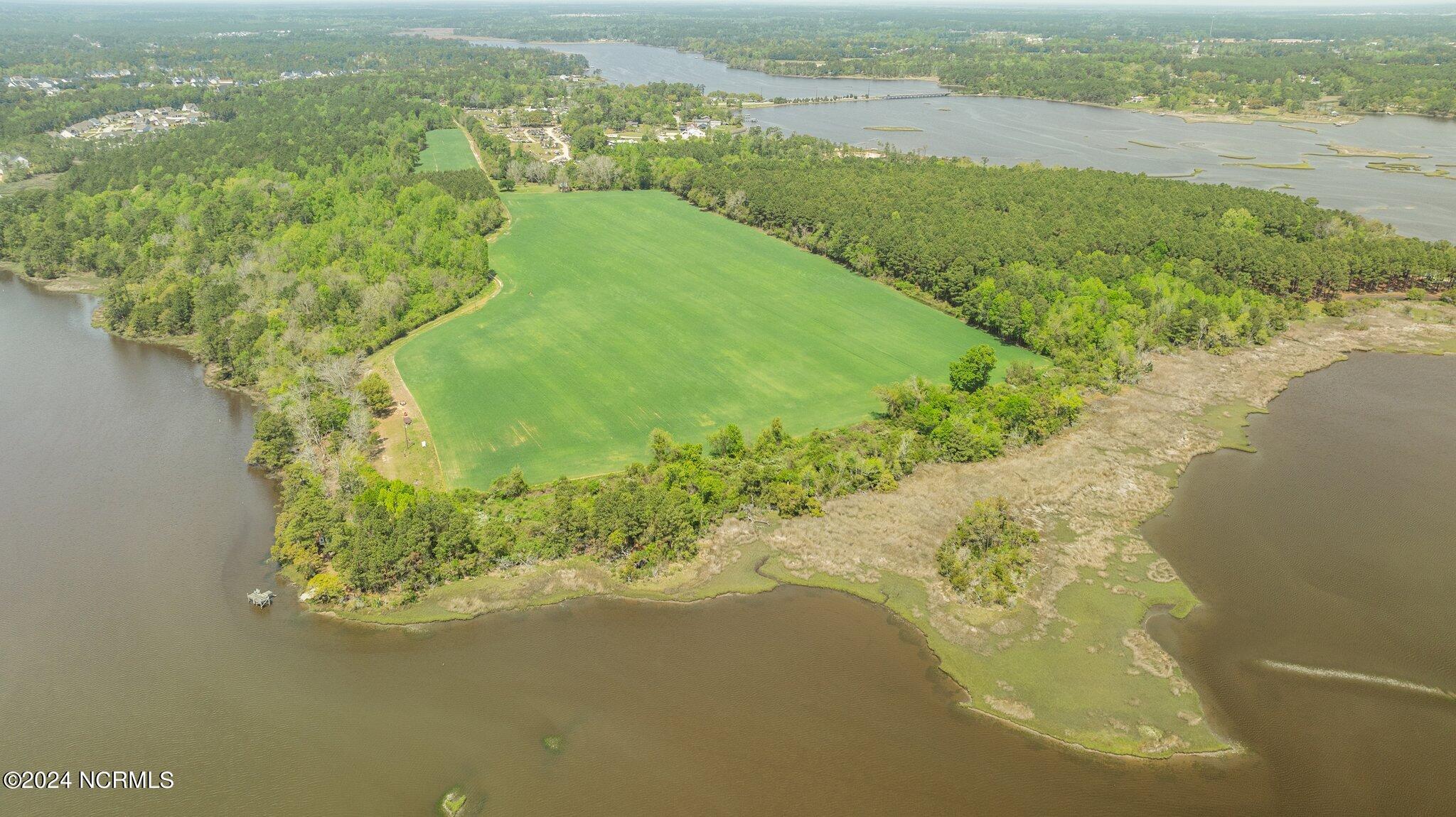 517 Queens Creek Road Property Photo 8