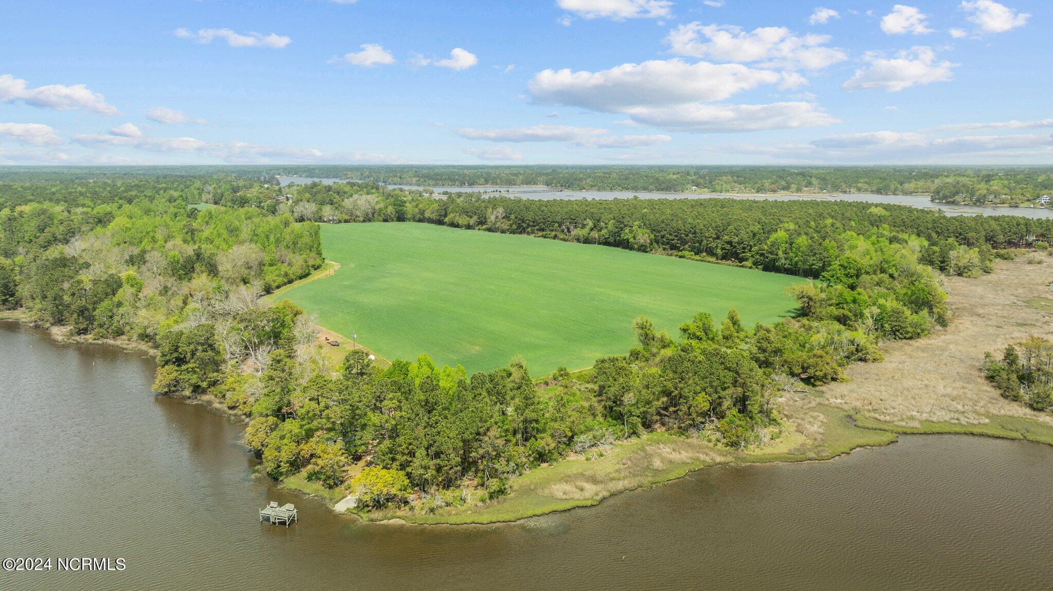 517 Queens Creek Road Property Photo 10