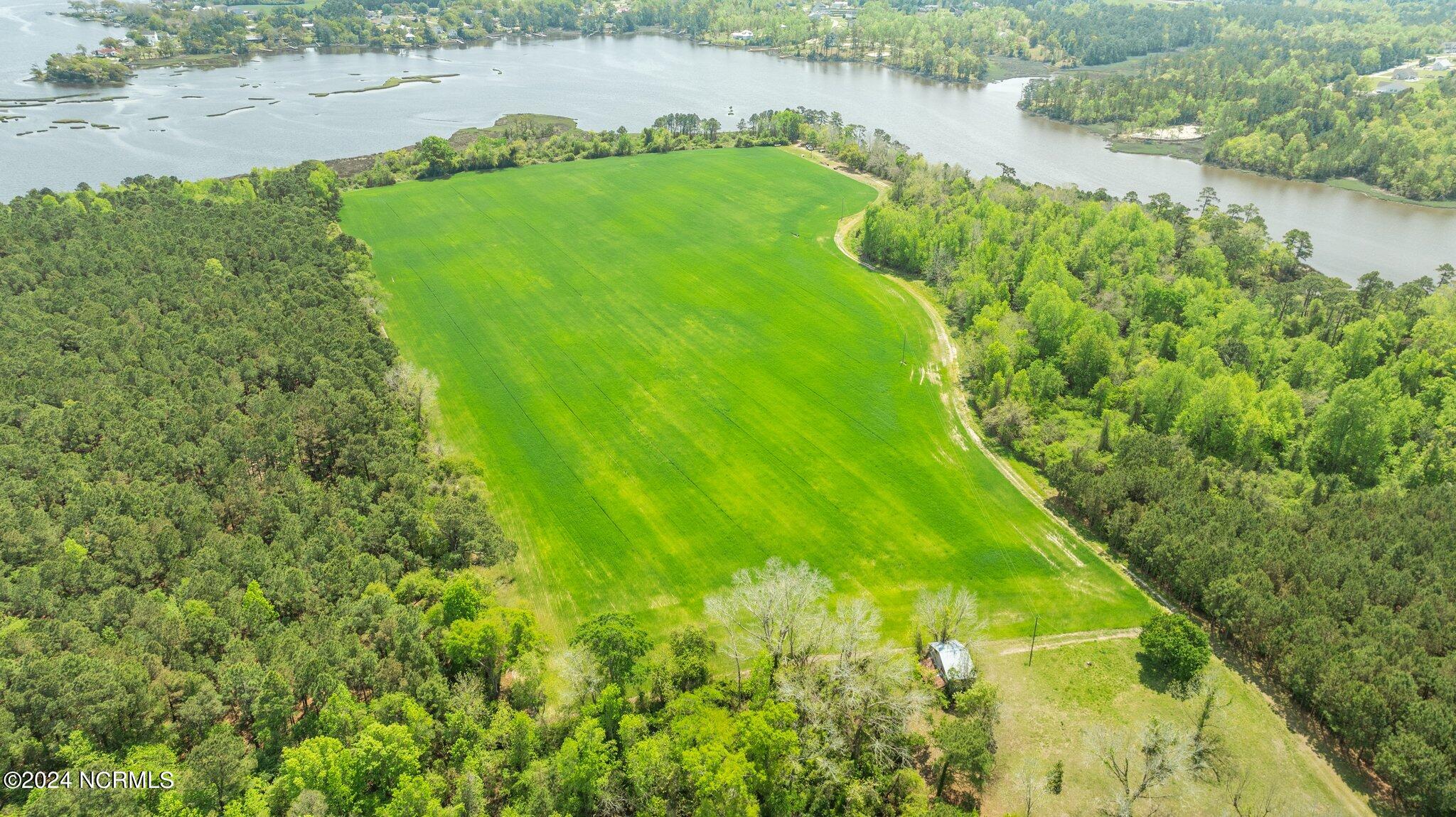 517 Queens Creek Road Property Photo 18