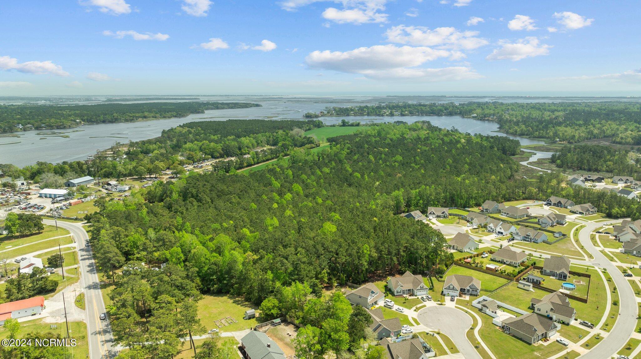 517 Queens Creek Road Property Photo 30