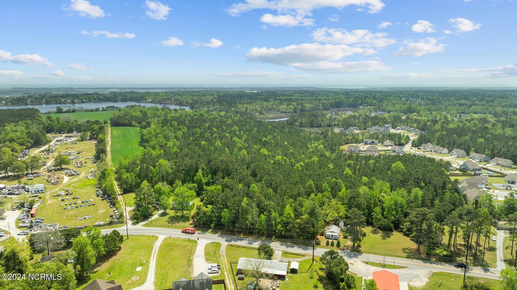 517 Queens Creek Road Property Photo 36