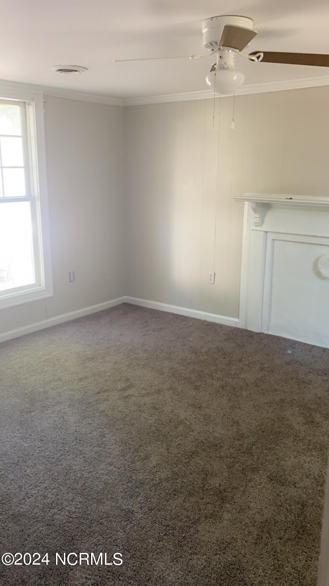 240 E Raleigh Boulevard Property Photo 8