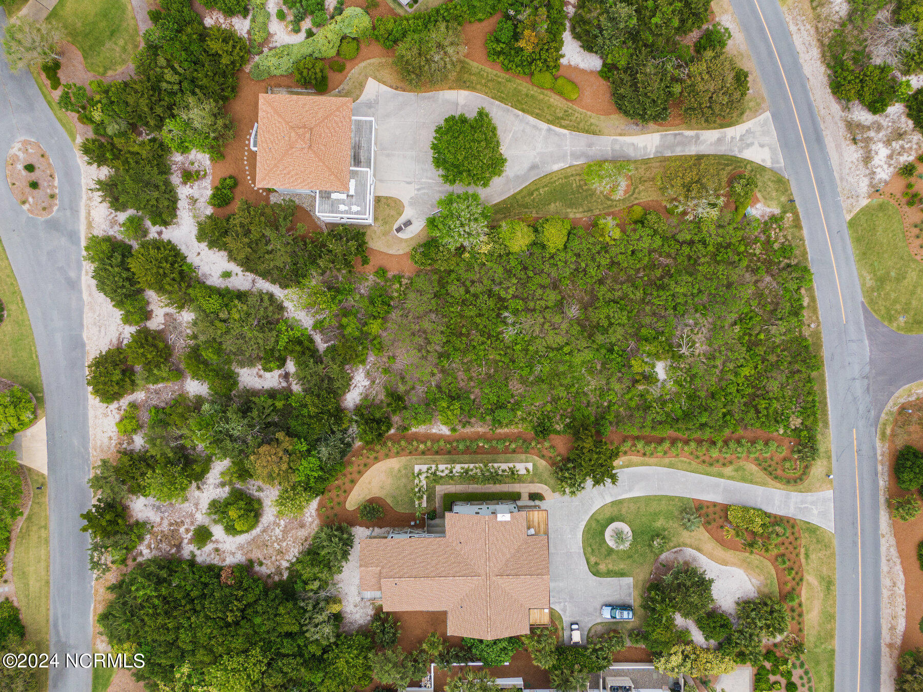 517 Beach Road Property Photo 7