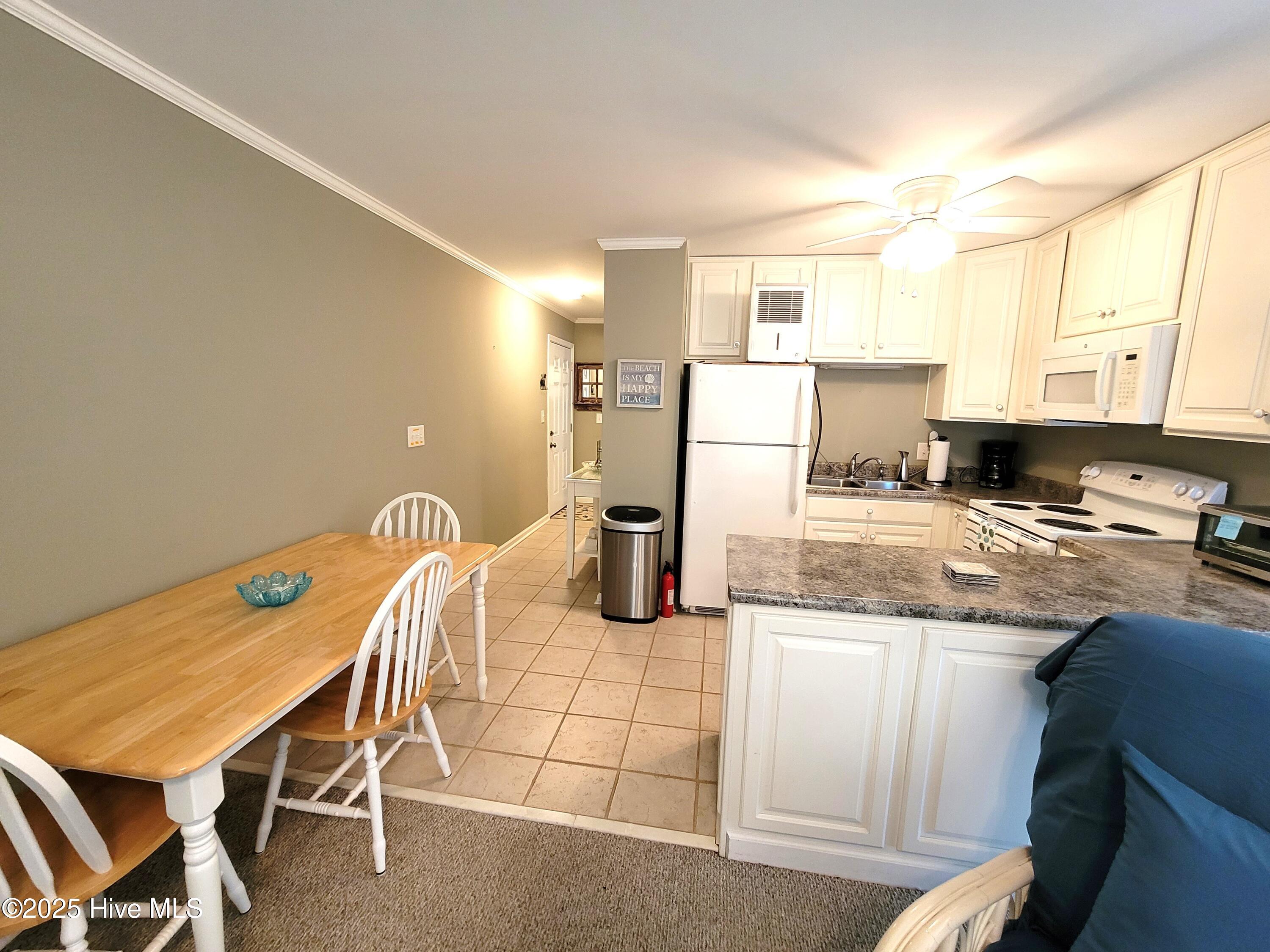 2250 New River Inlet Road 312 Property Photo 13
