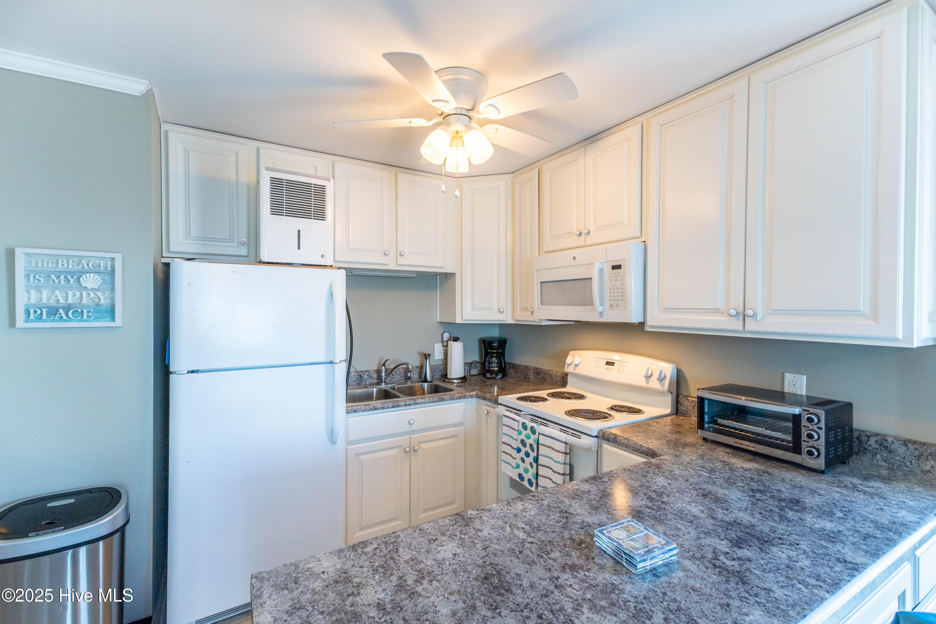 2250 New River Inlet Road 312 Property Photo 16