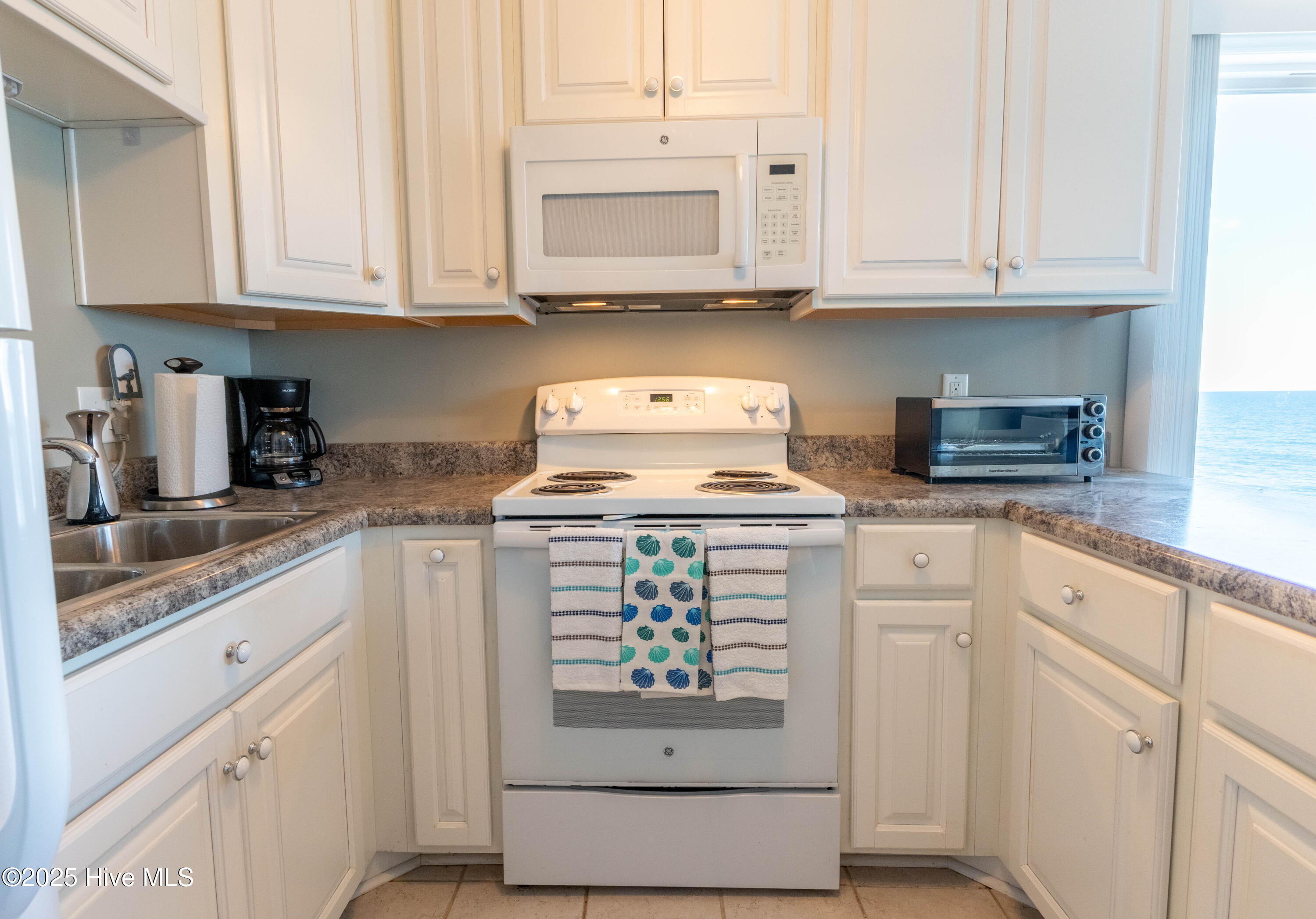 2250 New River Inlet Road 312 Property Photo 18