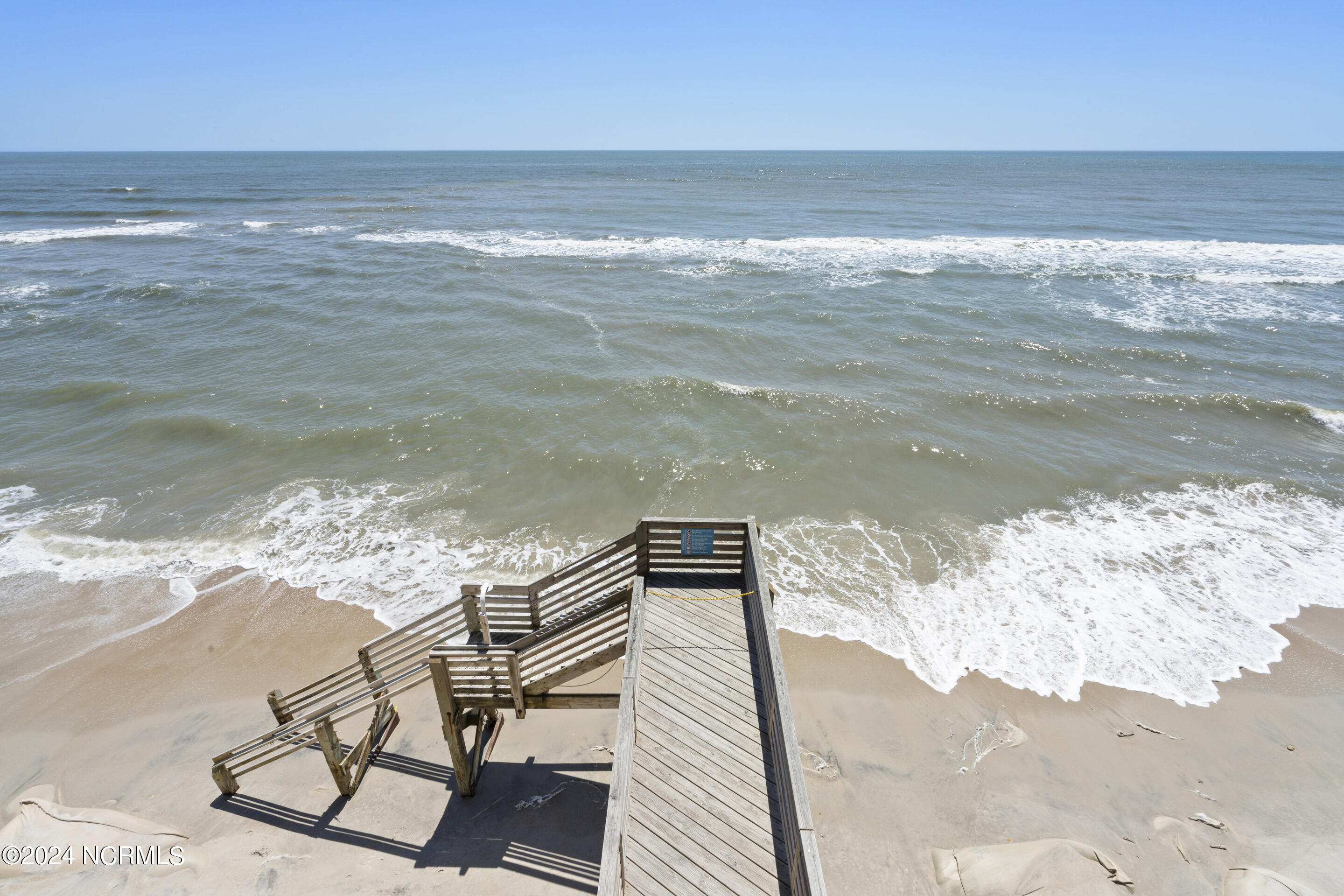 2250 New River Inlet Road 312 Property Photo 35