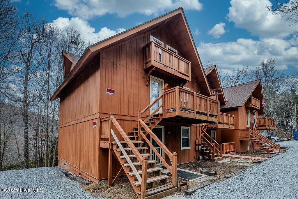 102 Skiview Lane Property Photo 2