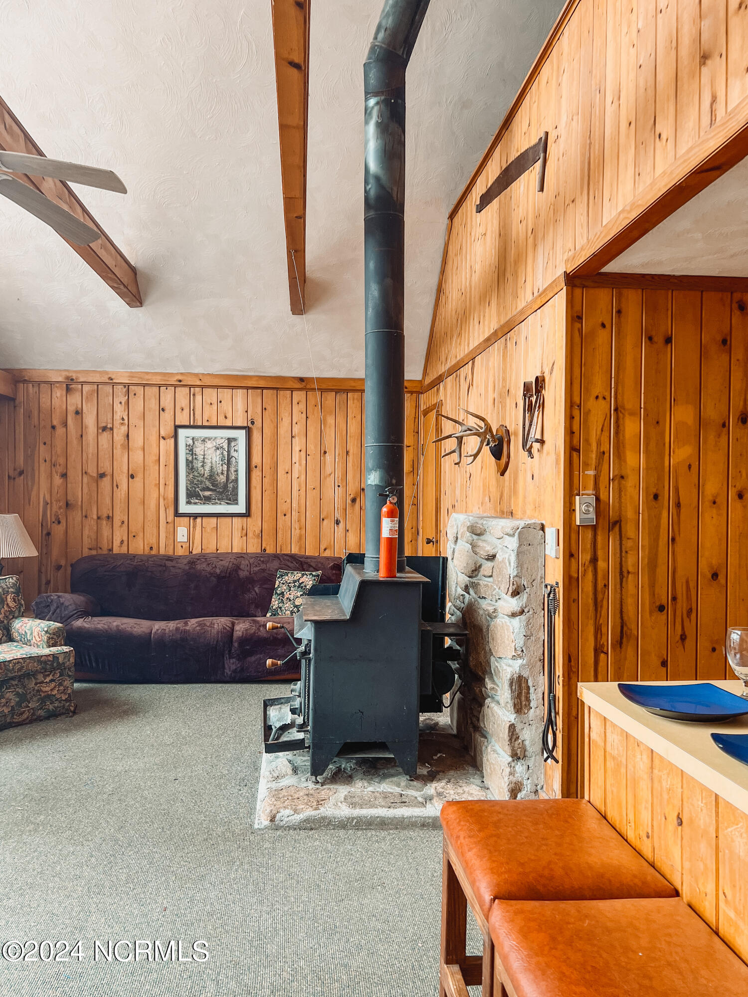 102 Skiview Lane Property Photo 12