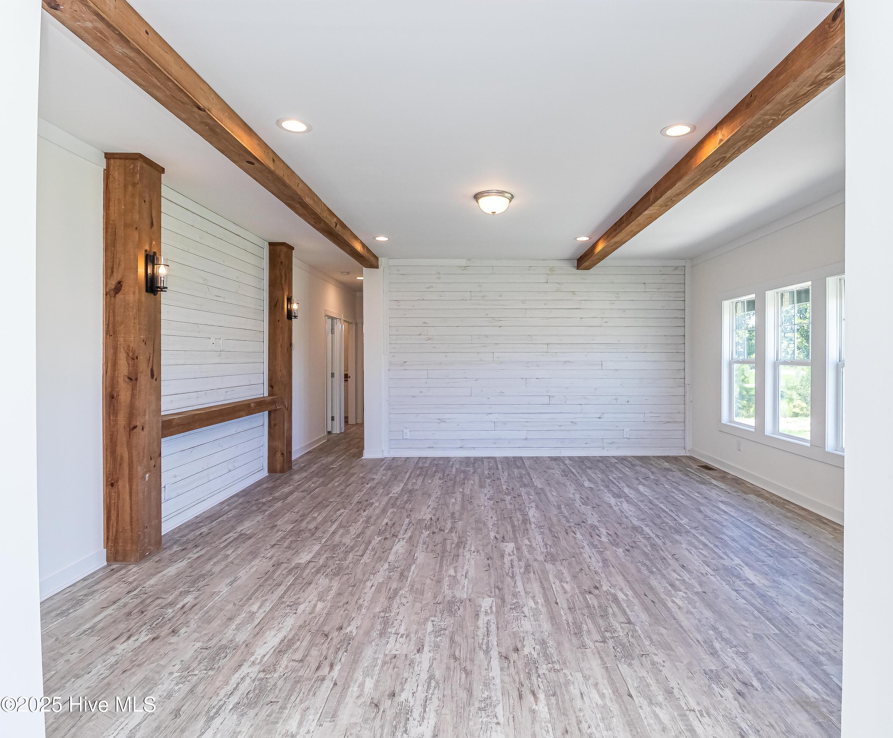 2283 Blackhawk Drive Property Photo 21