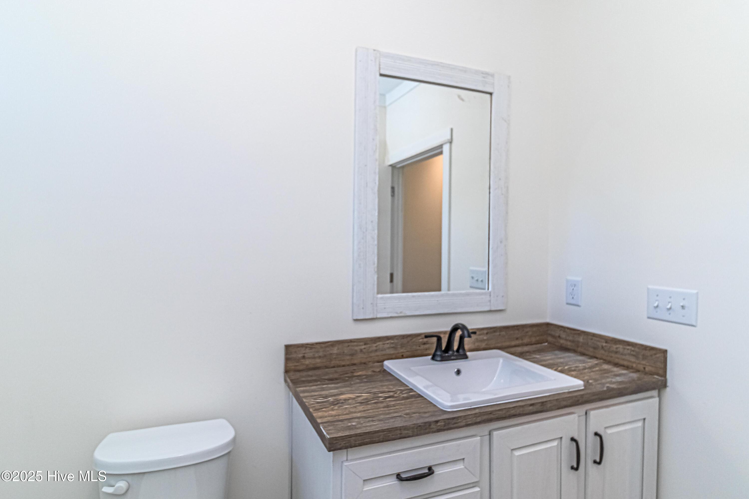 2283 Blackhawk Drive Property Photo 28