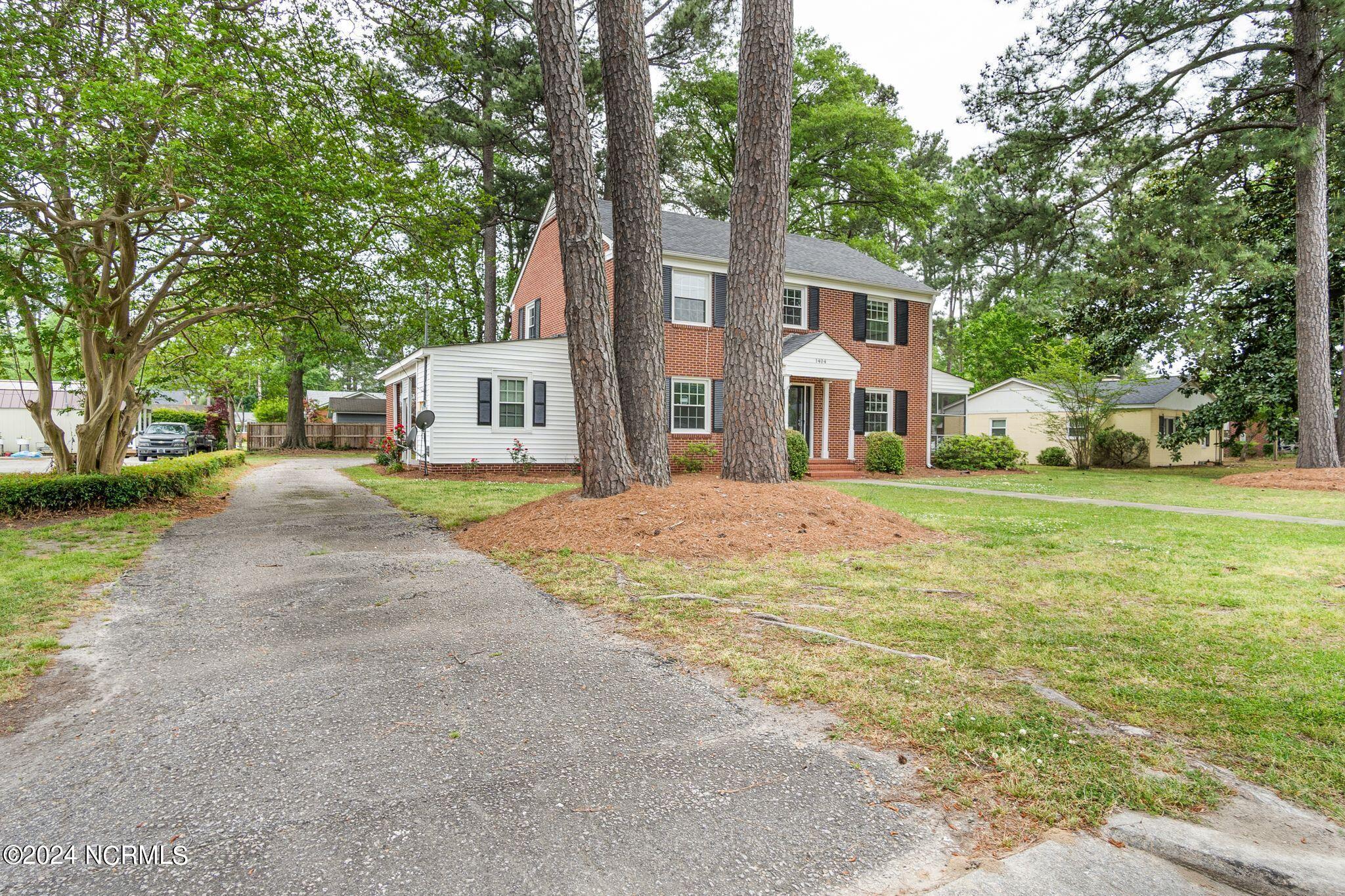 1404 Carey Road Property Photo 6