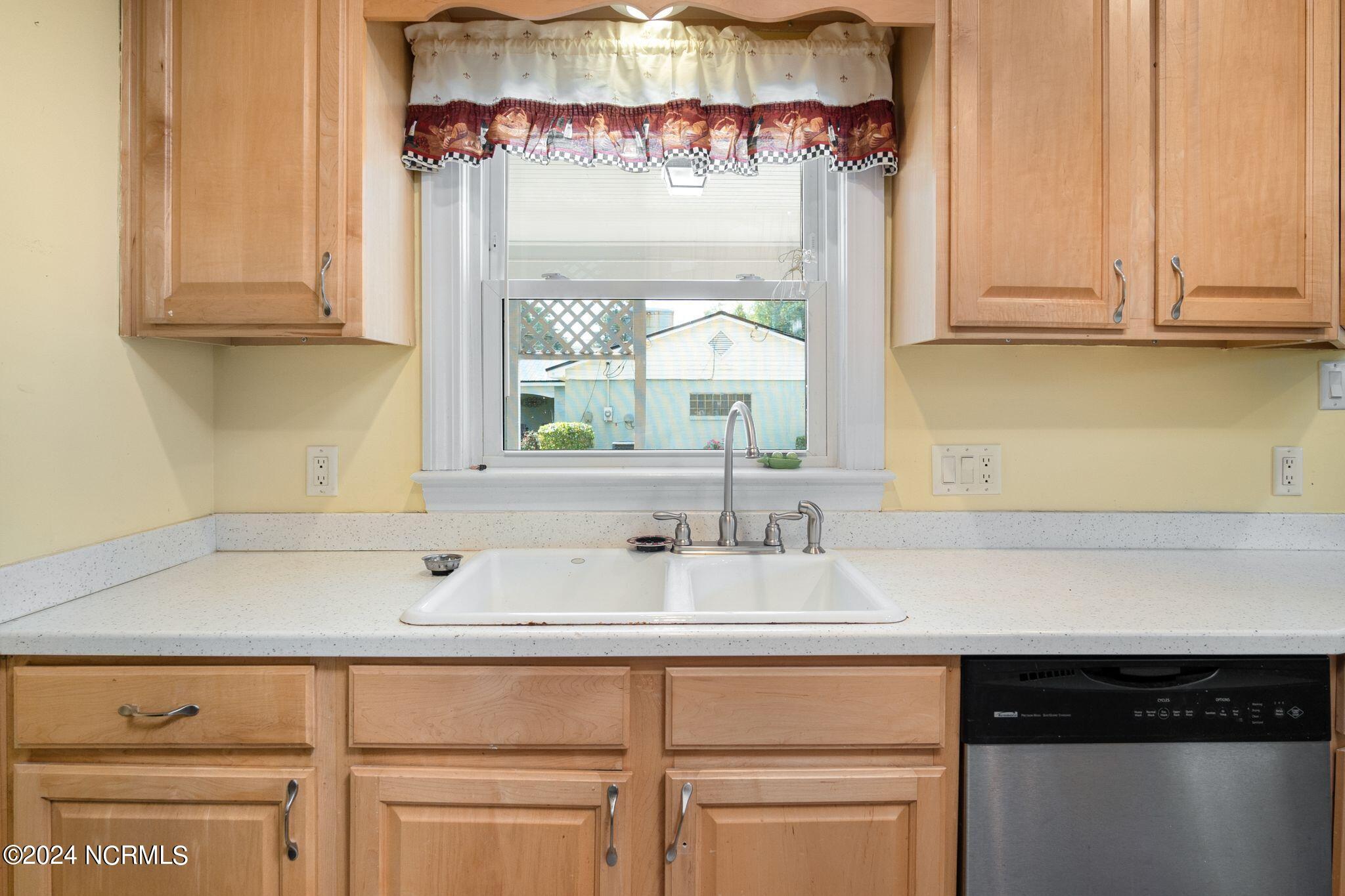 1404 Carey Road Property Photo 20