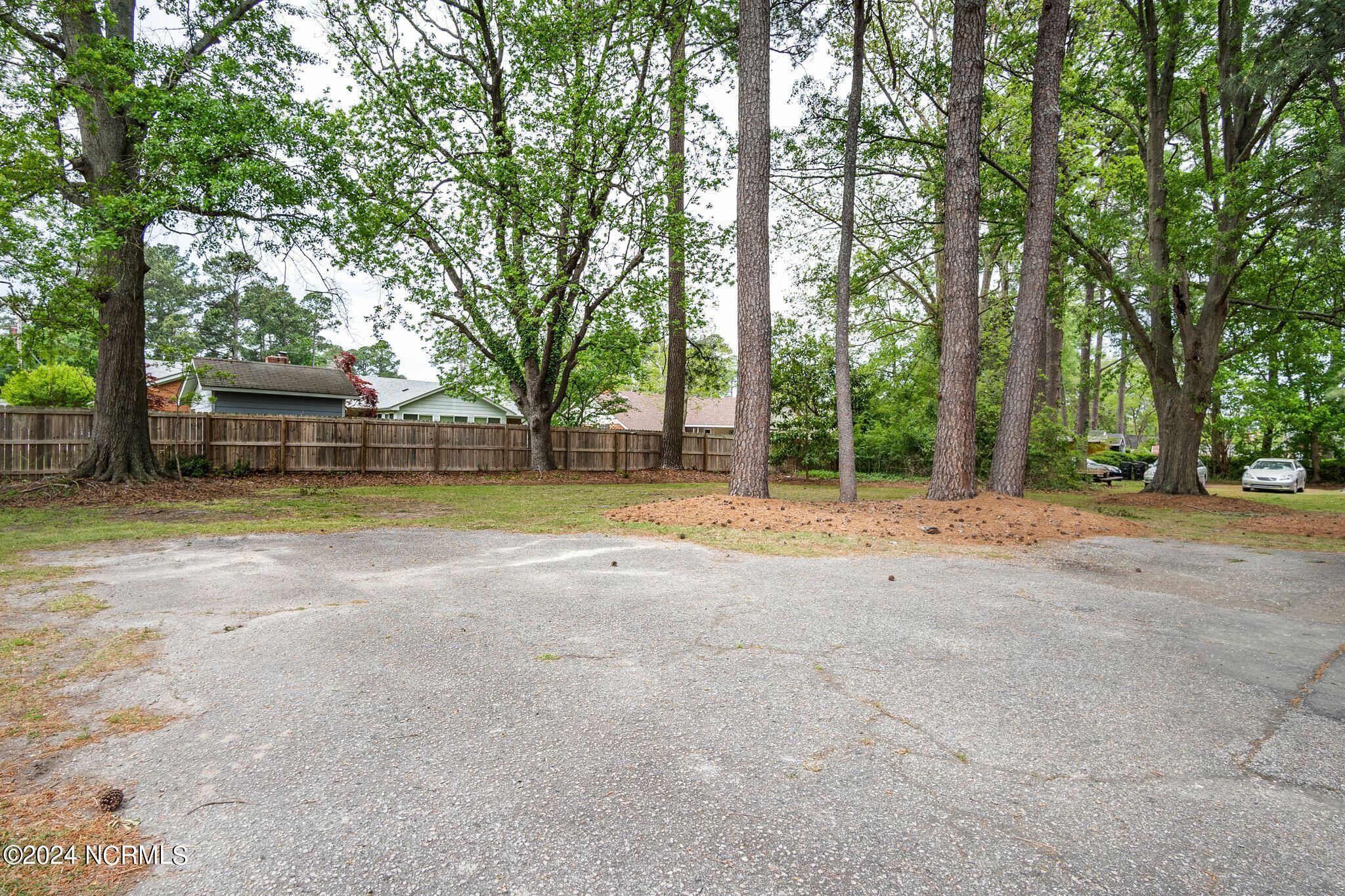 1404 Carey Road Property Photo 32