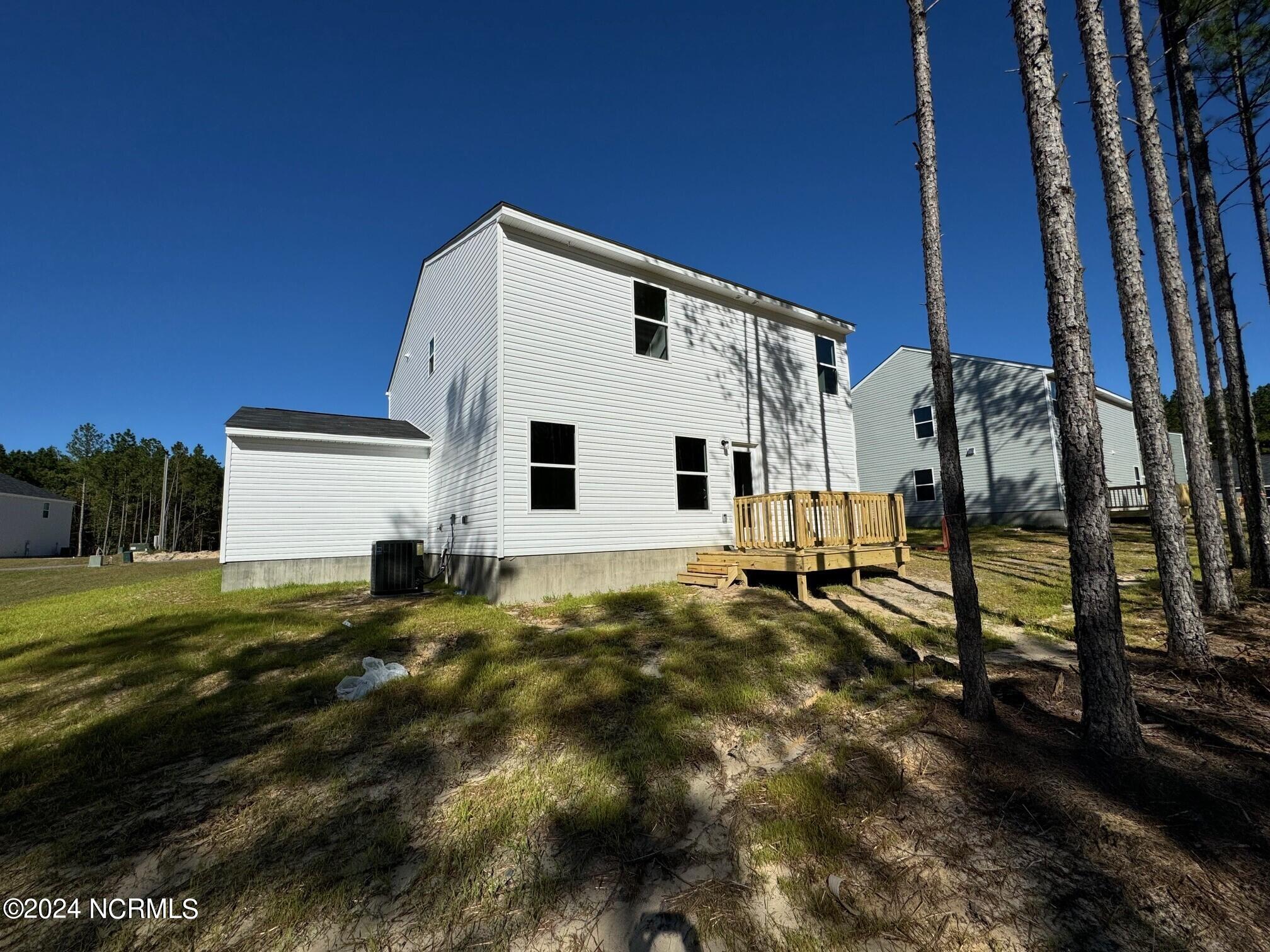 228 Rocking Horse Lane Property Photo 3