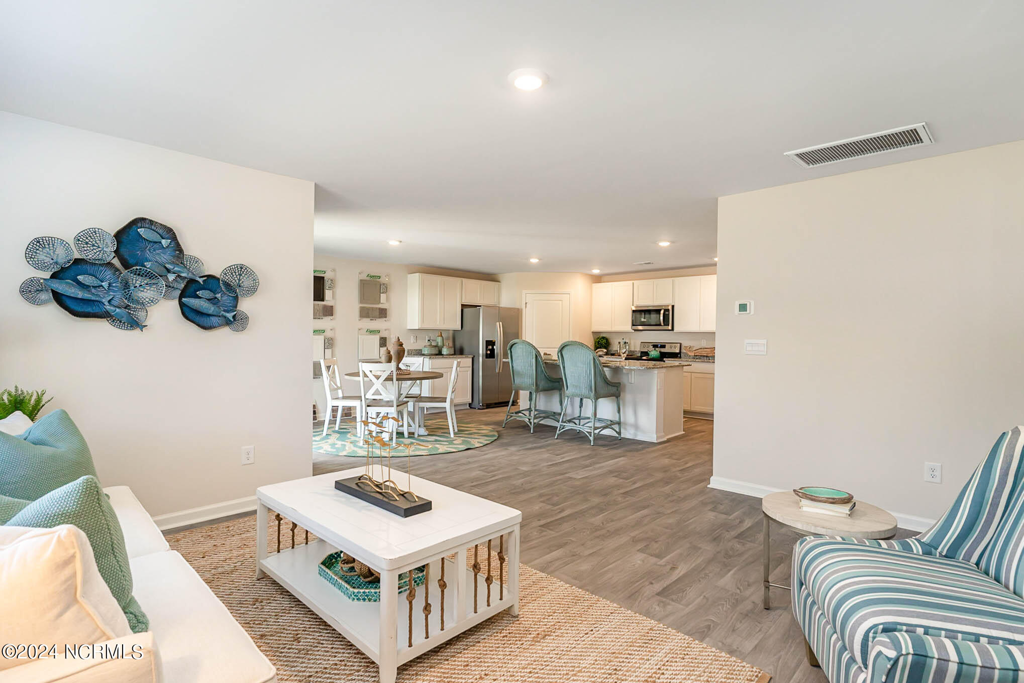 182 Cambridge Drive Property Photo 14