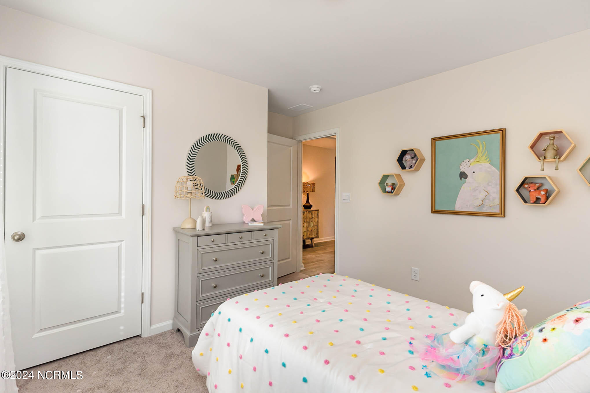 182 Cambridge Drive Property Photo 17