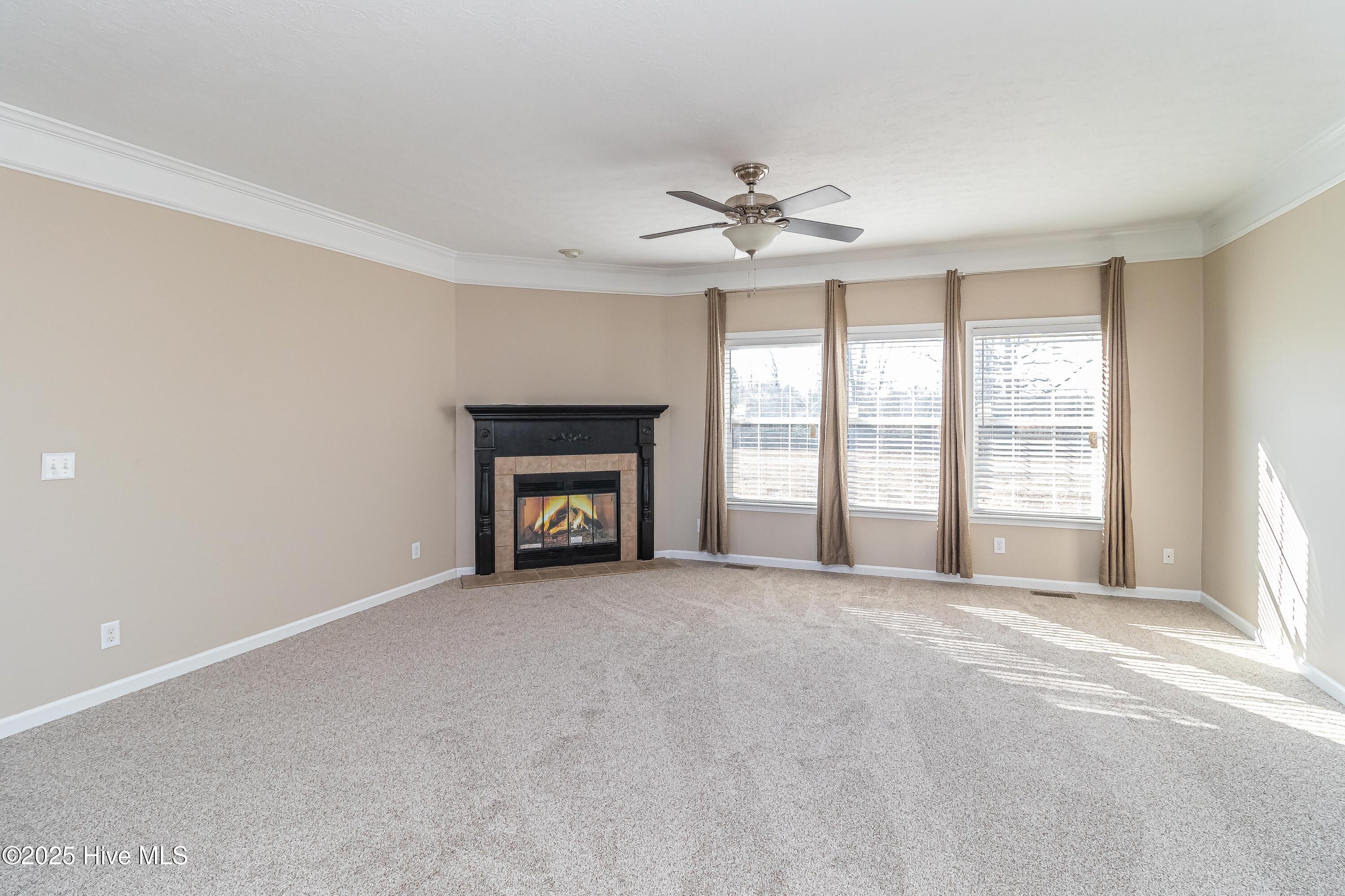 2313 Blackhawk Drive Property Photo 11