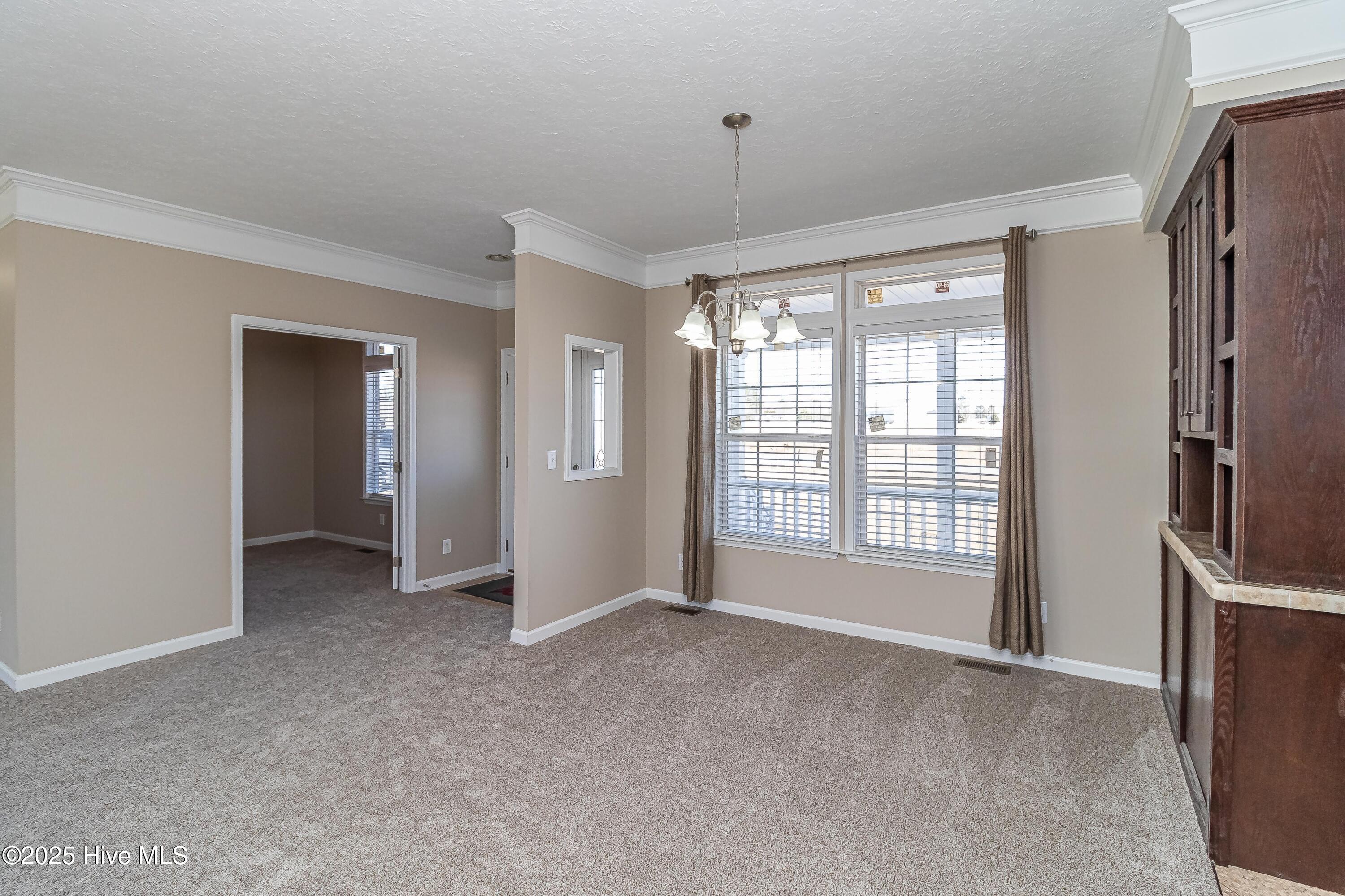 2313 Blackhawk Drive Property Photo 14