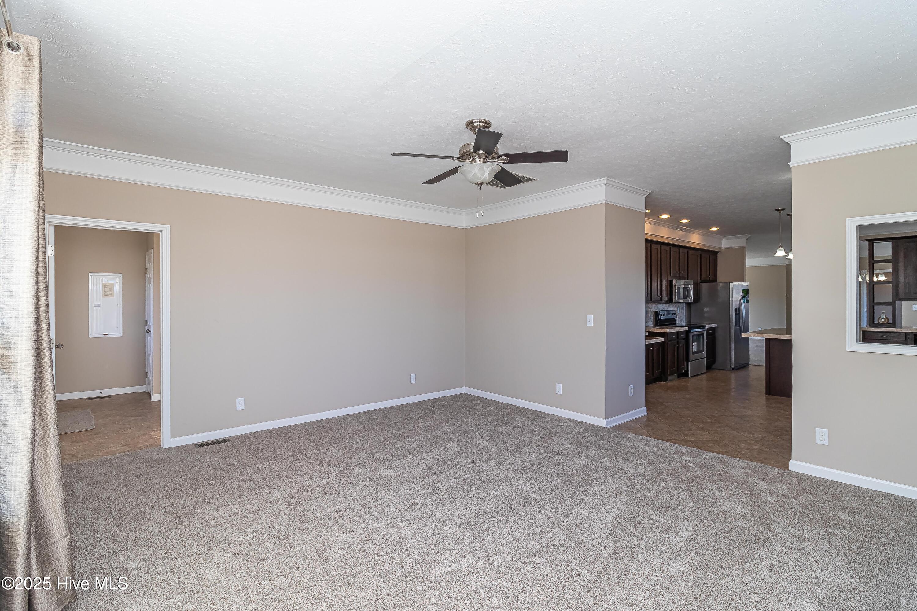 2313 Blackhawk Drive Property Photo 24