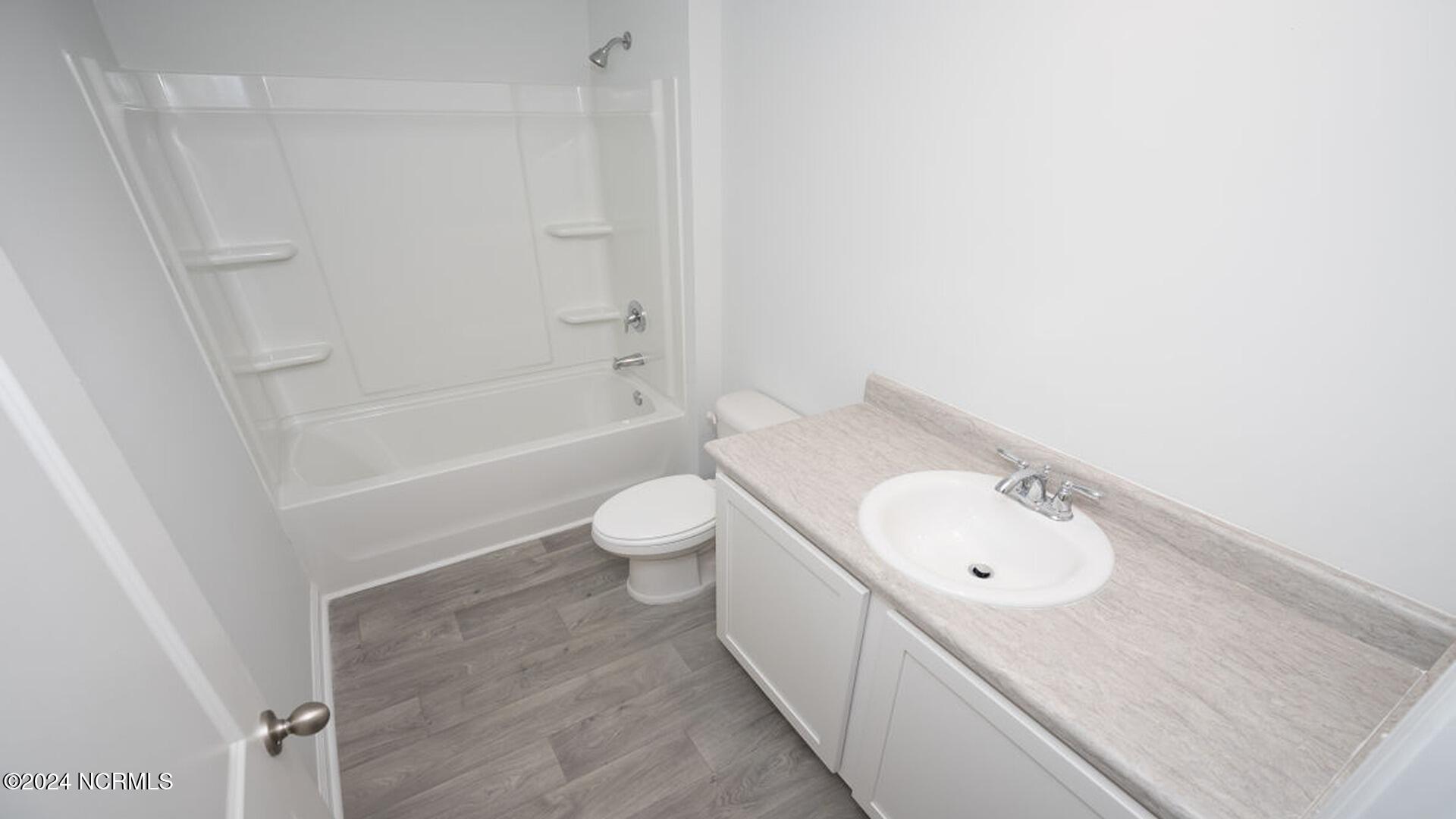 3850 Lady Bug Drive Property Photo 10