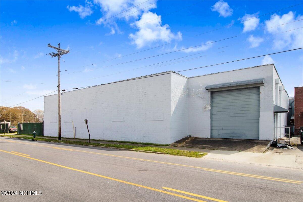 312 Herring Avenue E Property Photo 12