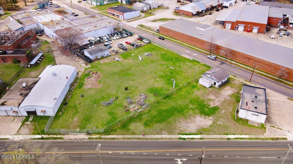 312 Herring Avenue E Property Photo 28