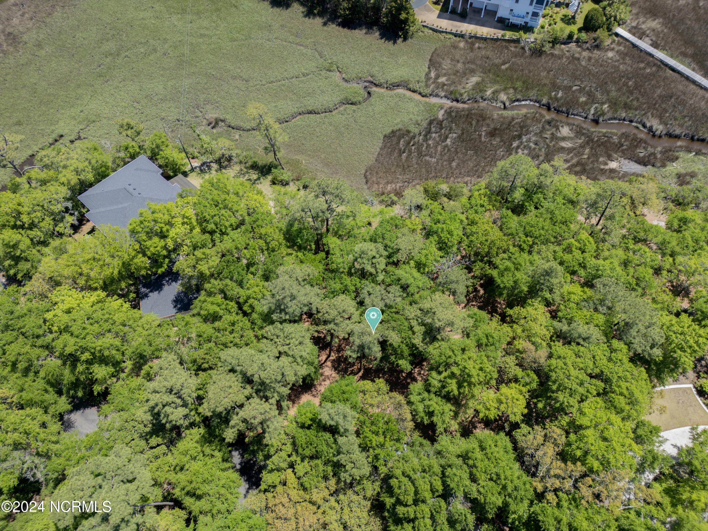 109 Island Bridge Way Property Photo 3