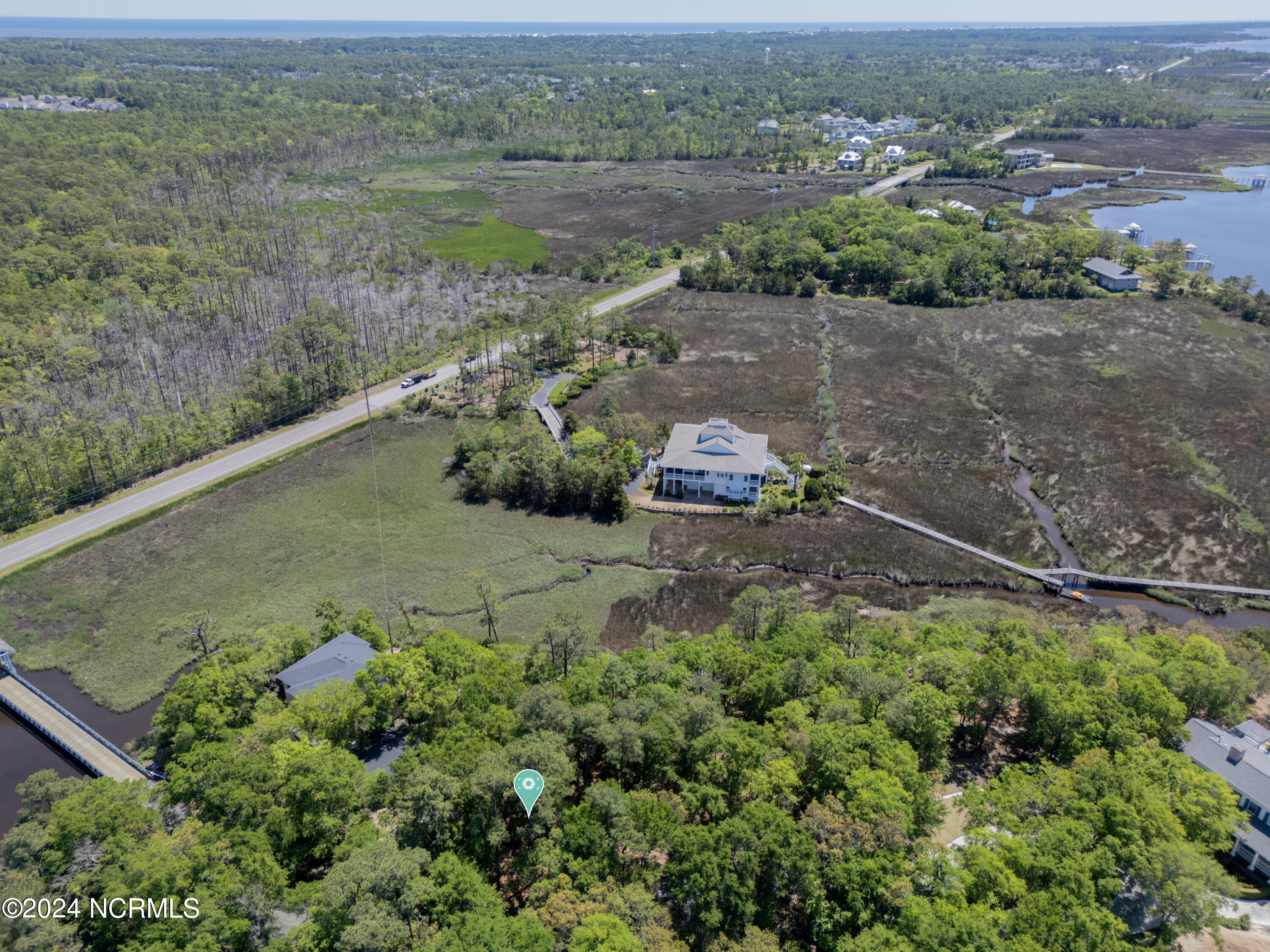 109 2 Island Bridge Way Property Photo 8