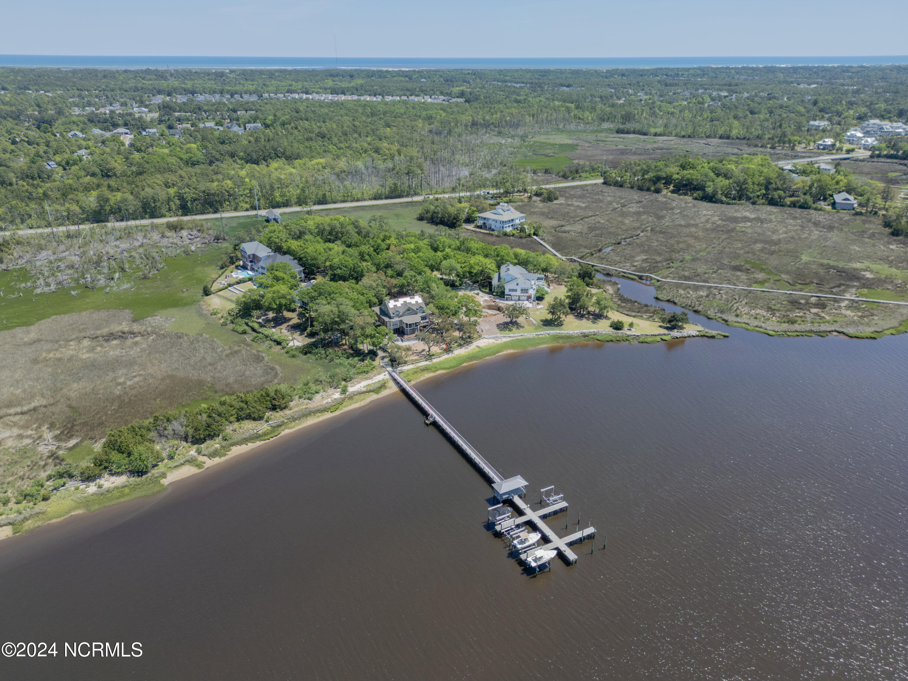 109 Island Bridge Way Property Photo 14