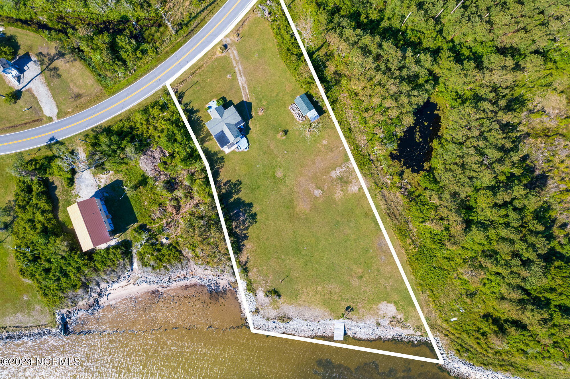 2524 Cedar Island Road Property Photo 51