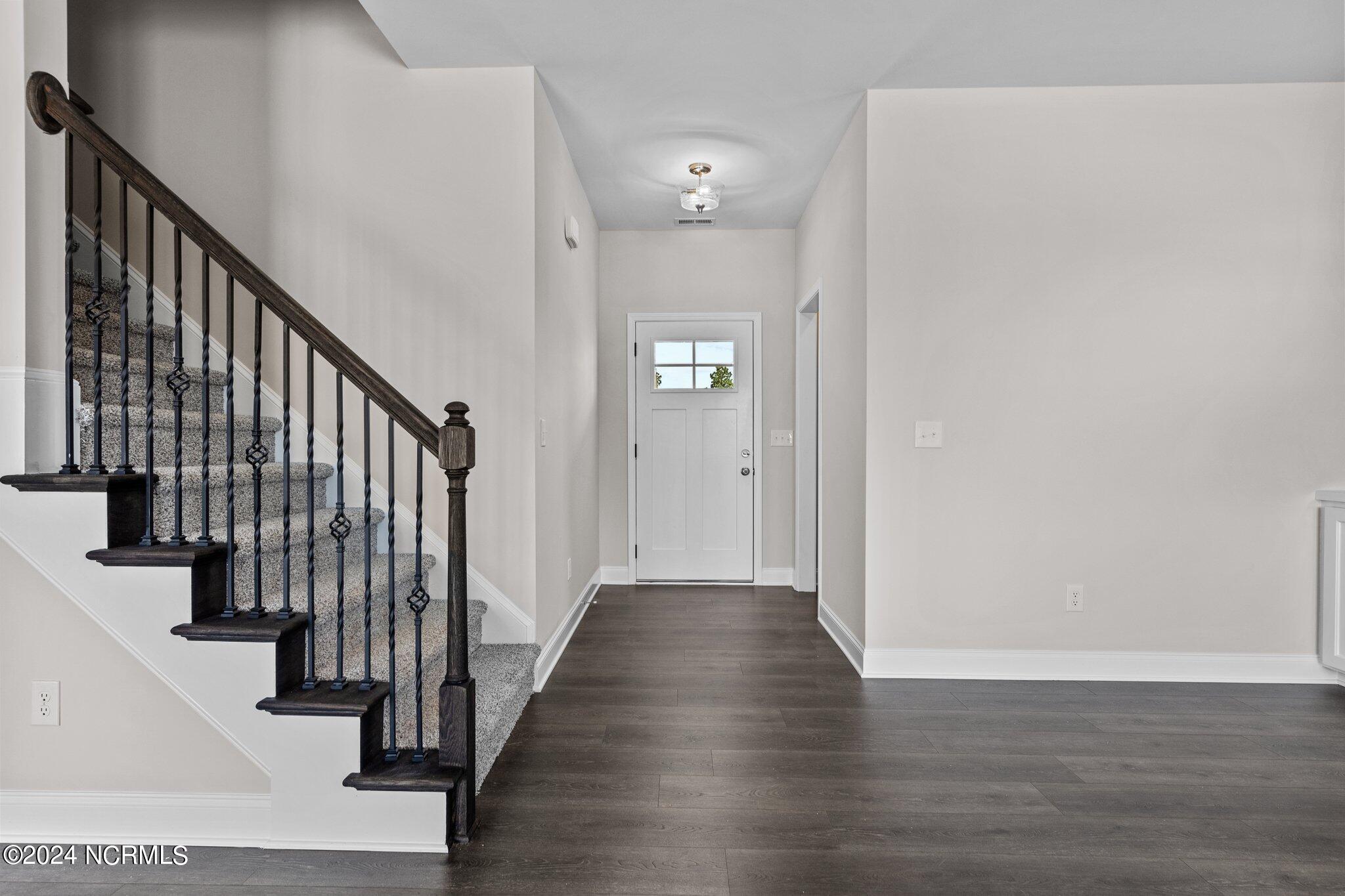114 Hillwood Drive Property Photo 4