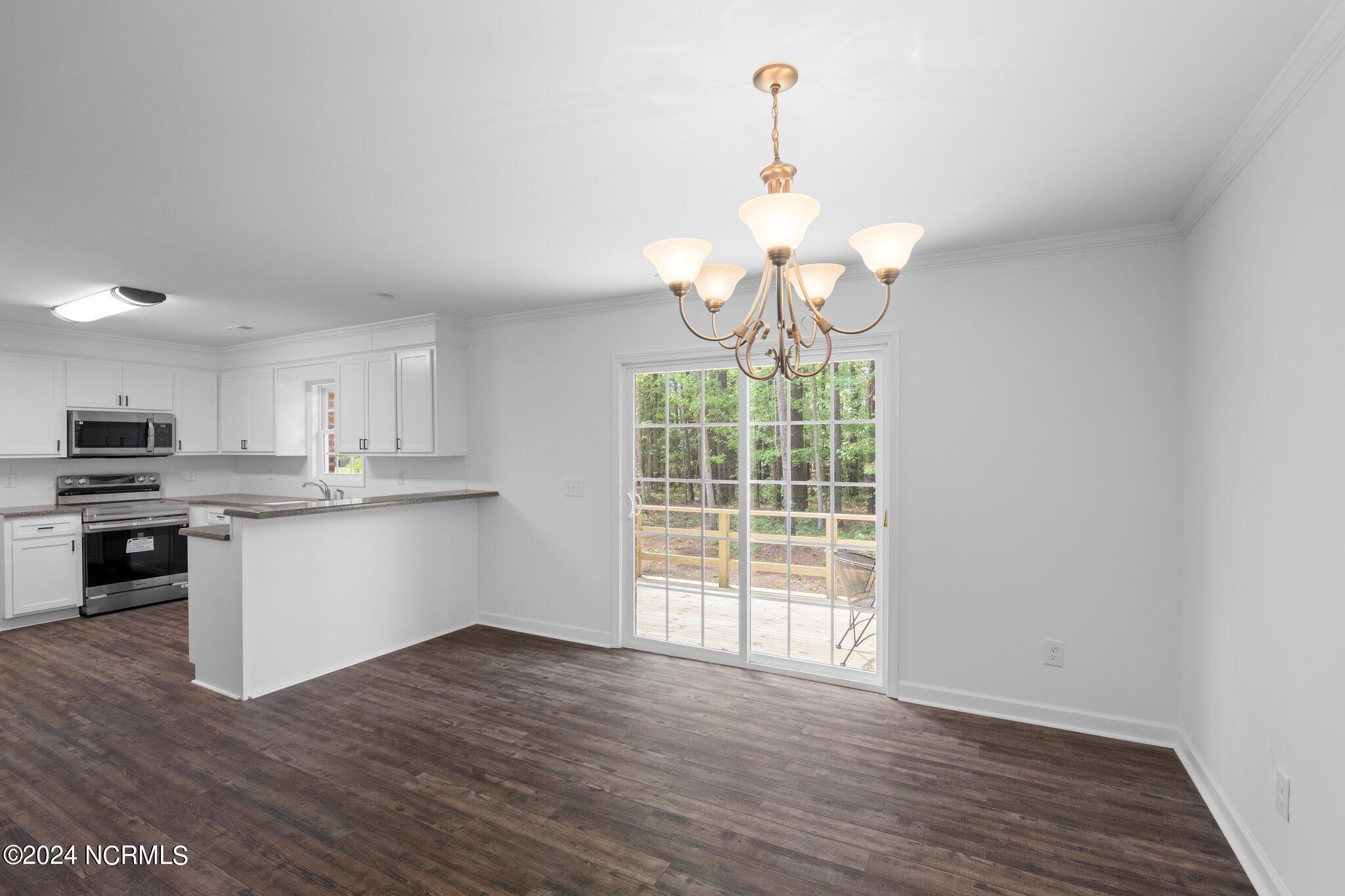 216 Coastal Drive Property Photo 9
