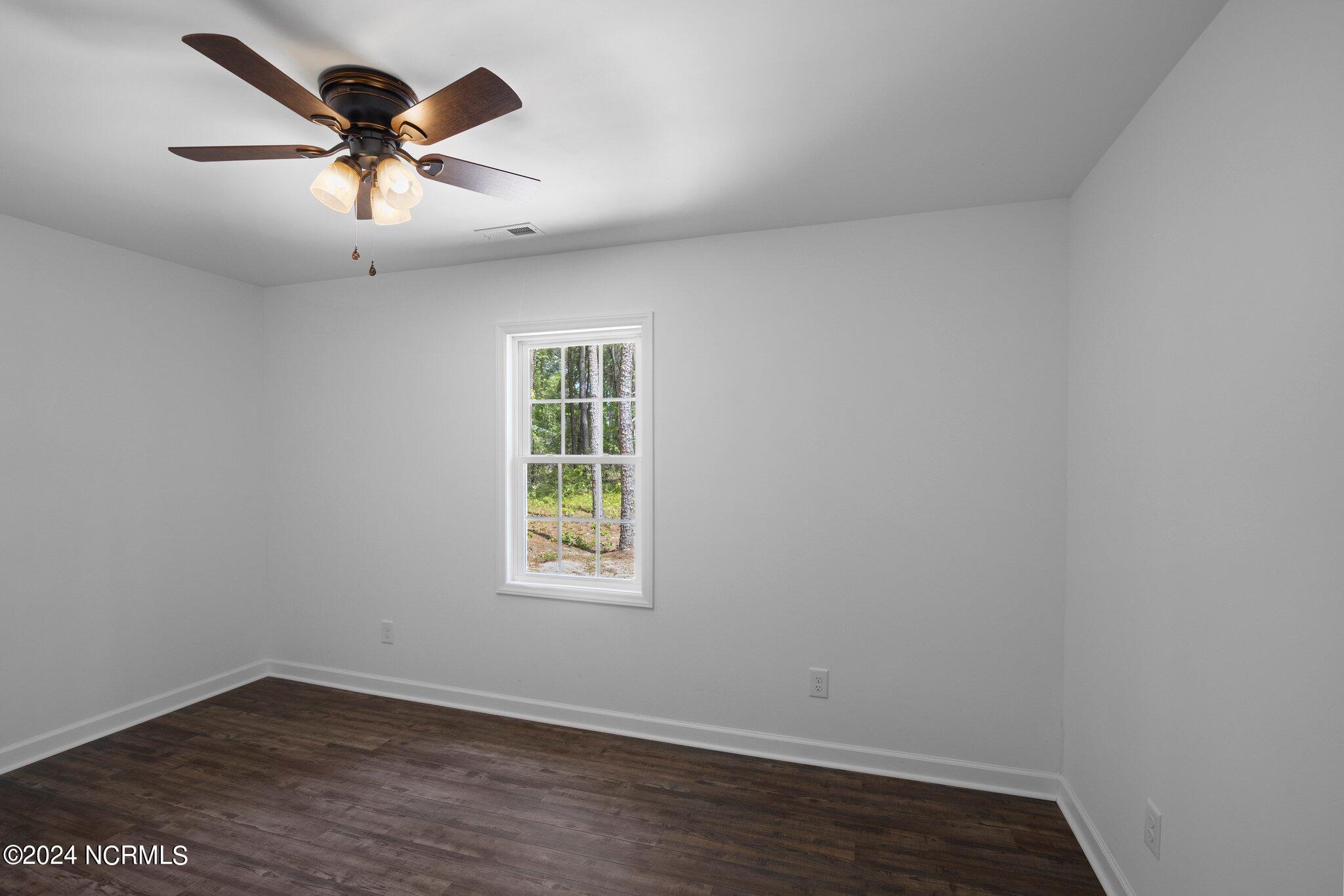 216 Coastal Drive Property Photo 14