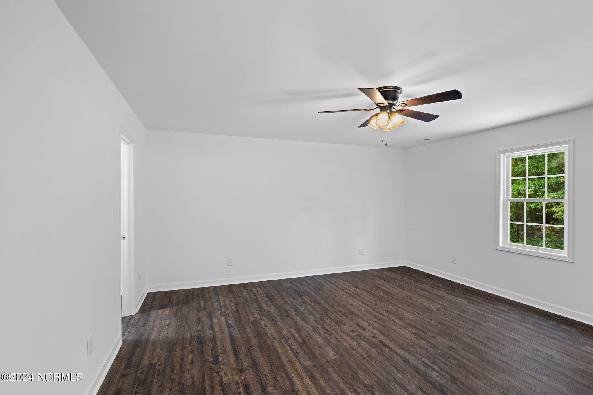 216 Coastal Drive Property Photo 19