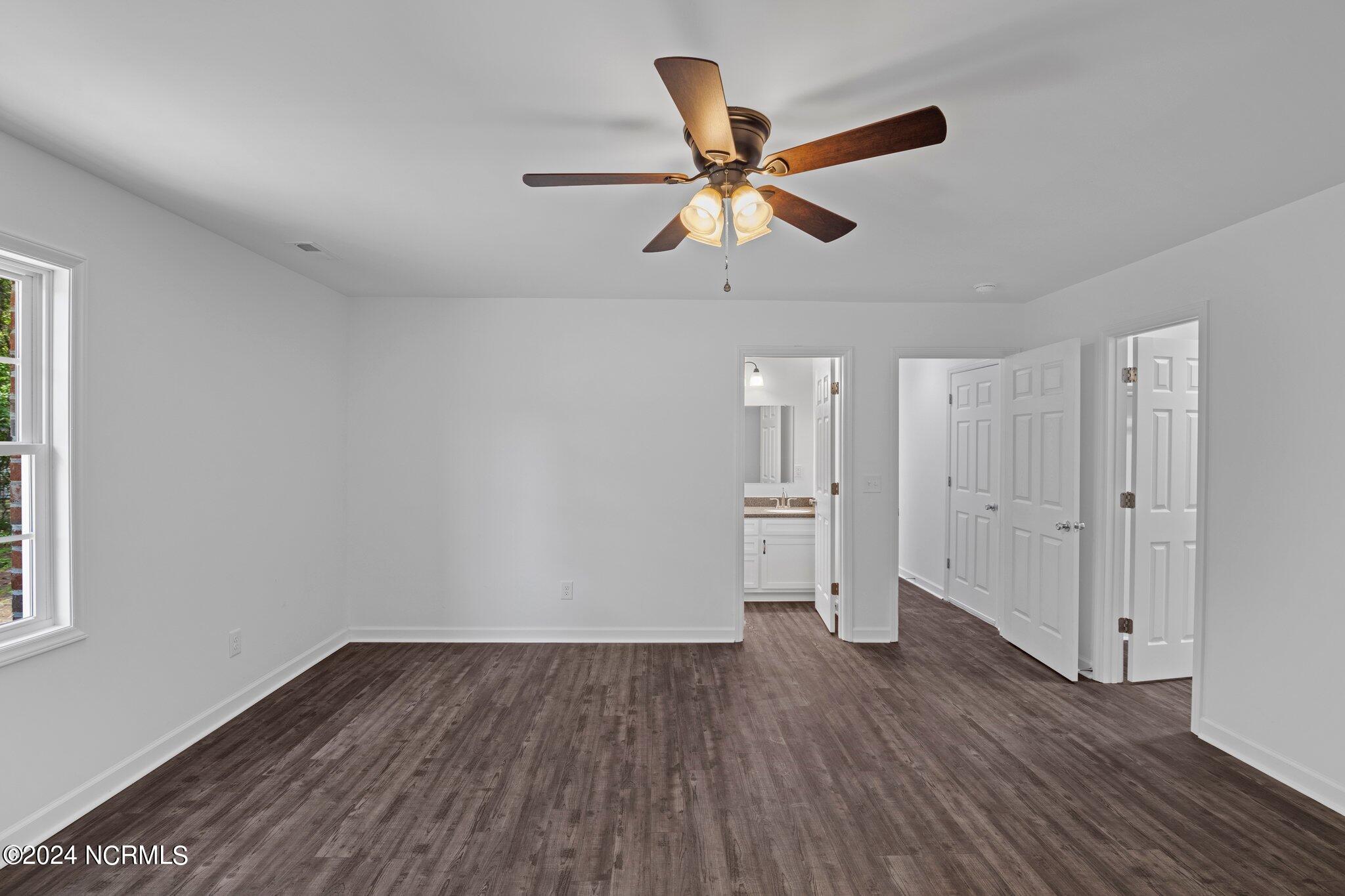 216 Coastal Drive Property Photo 20