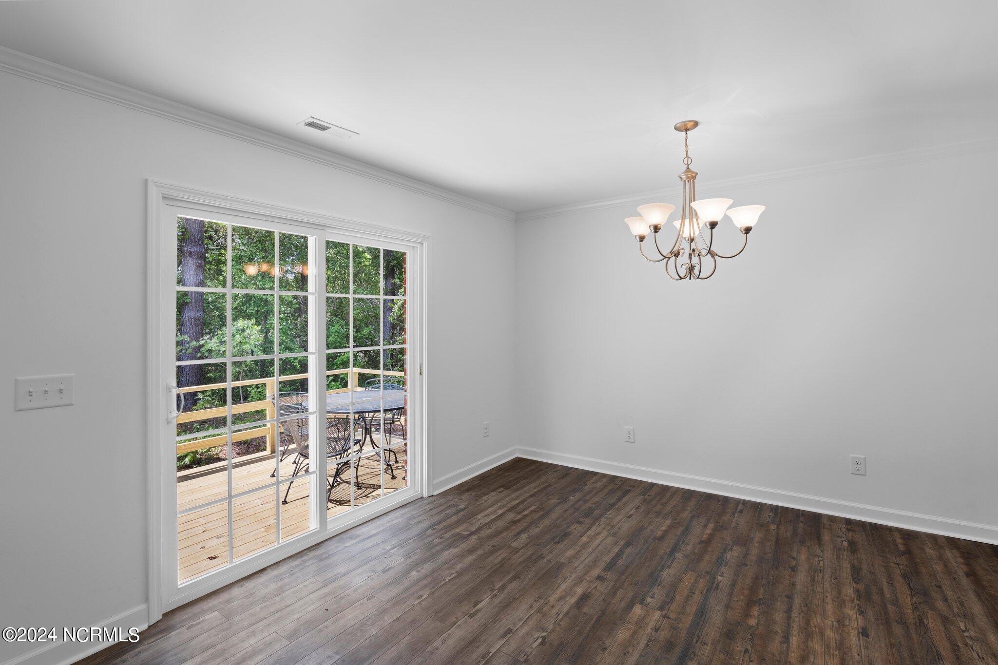 216 Coastal Drive Property Photo 25